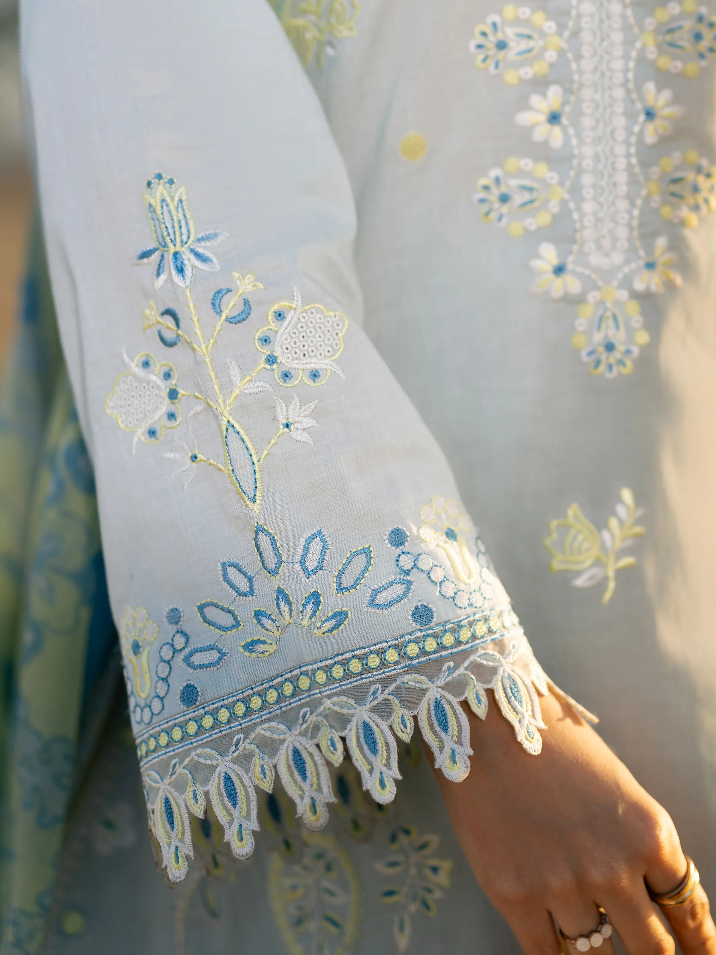 Embroidered Cambric Suit - EWU6V2-33454-3P - Image 4