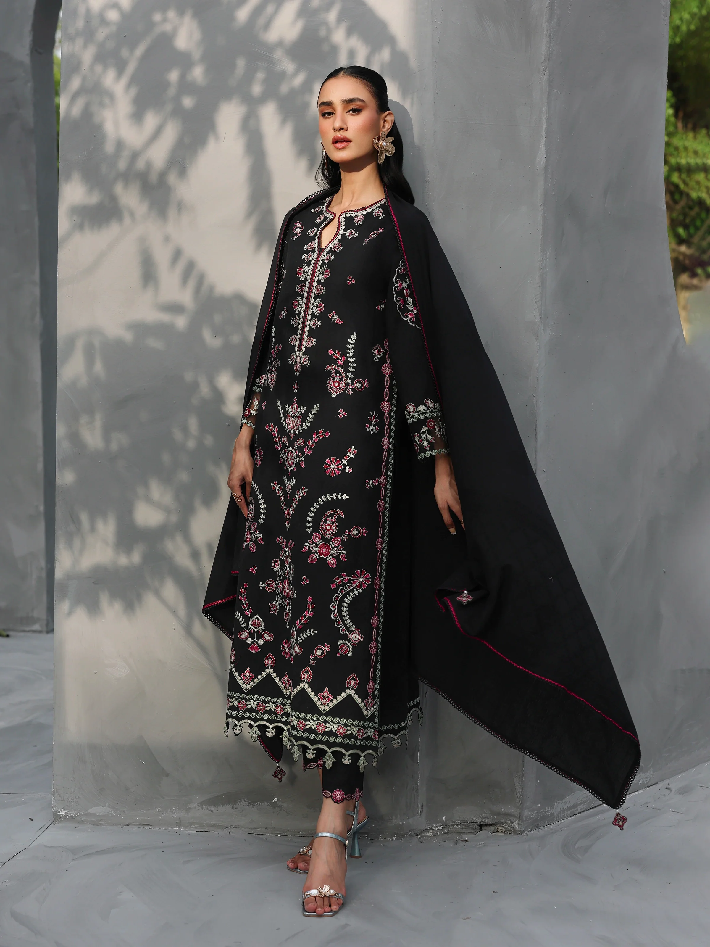 Embroidered Jacquard Suit - EWU6V3-33466-3P - Image 5