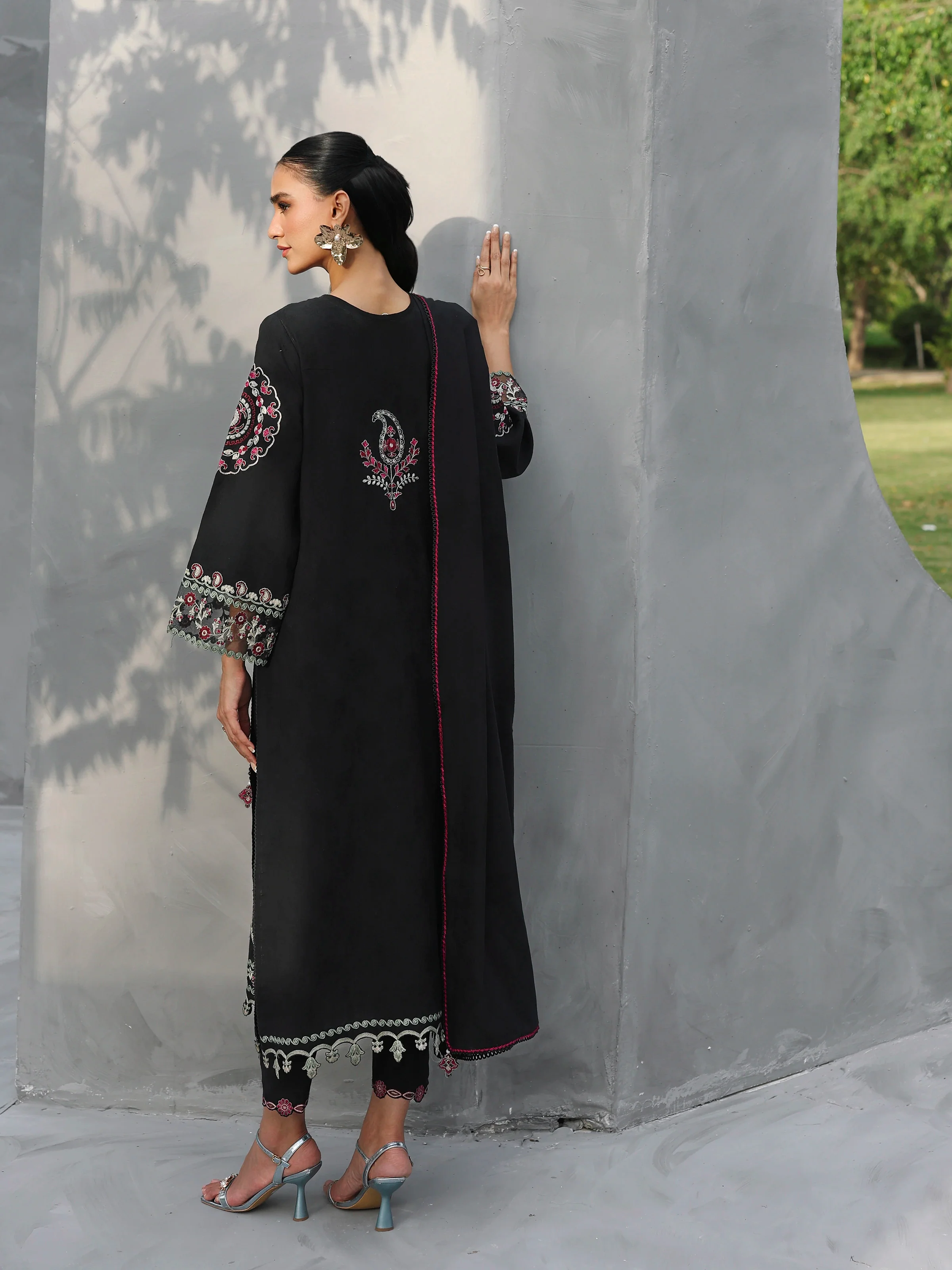 Embroidered Jacquard Suit - EWU6V3-33466-3P - Image 6