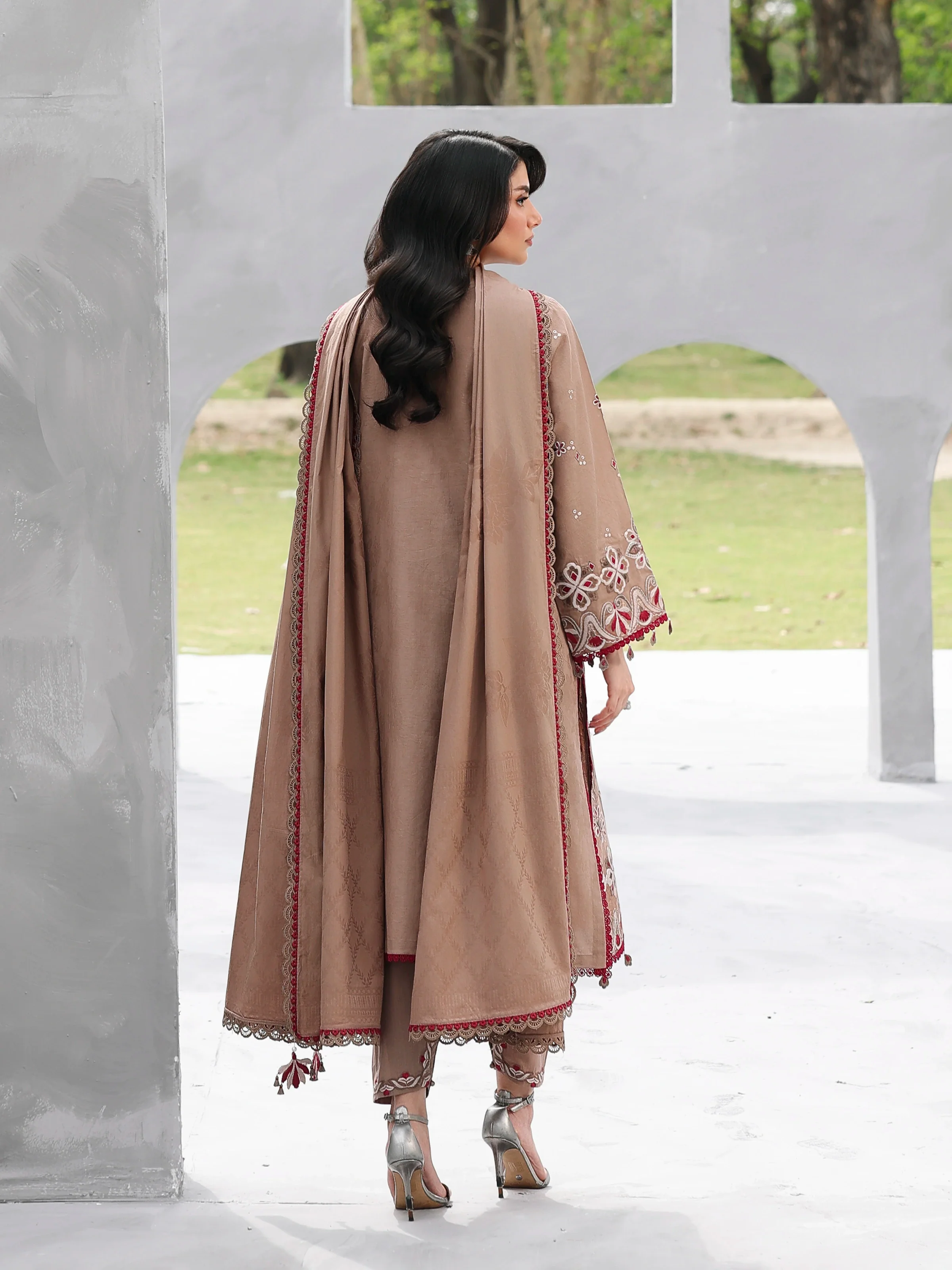 Embroidered Jacquard Suit - EWU6V3-33469-3P - Image 6