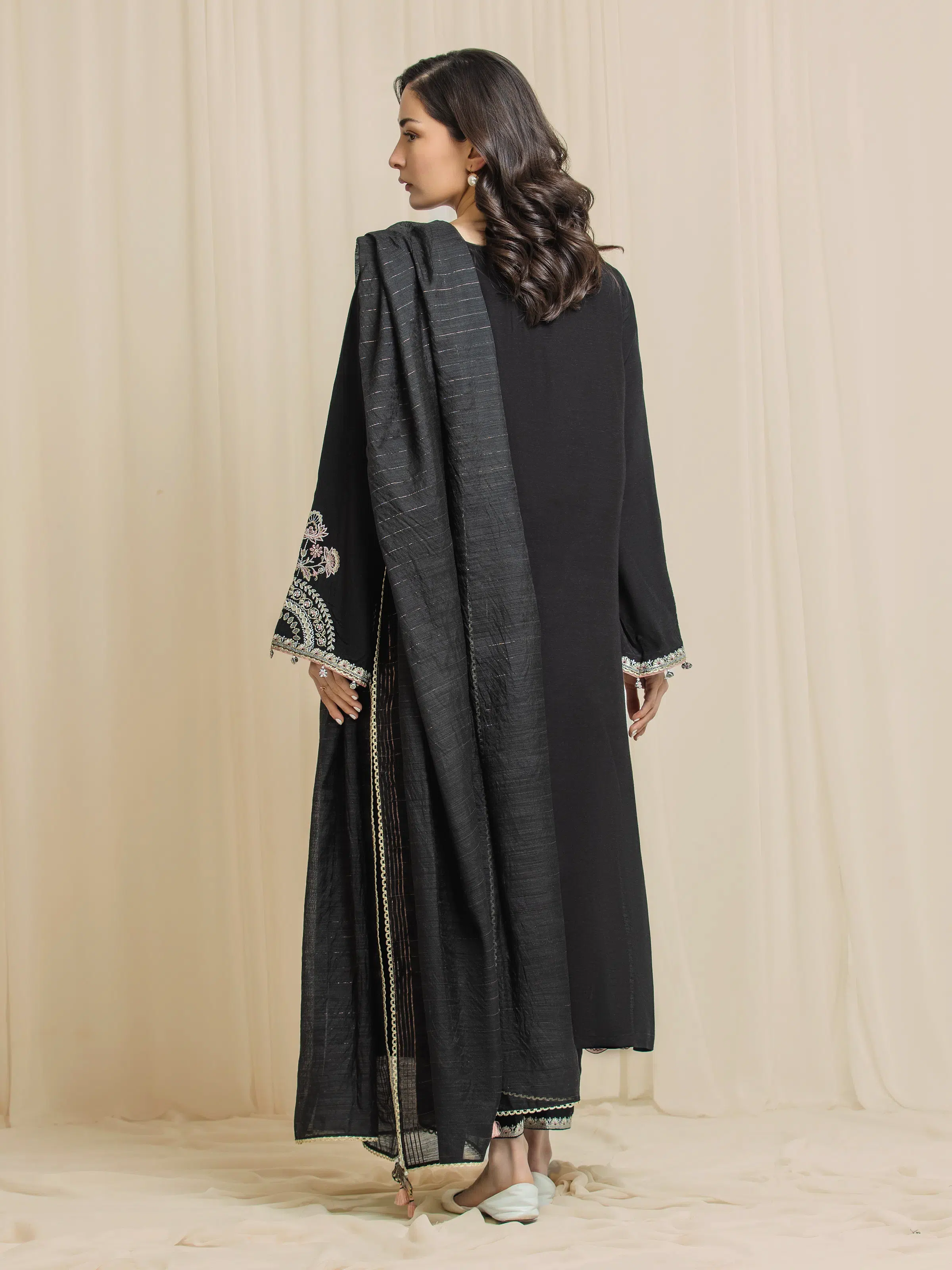 Embroidered Karandi Suit - EWU6V22-32094-3P - Image 6