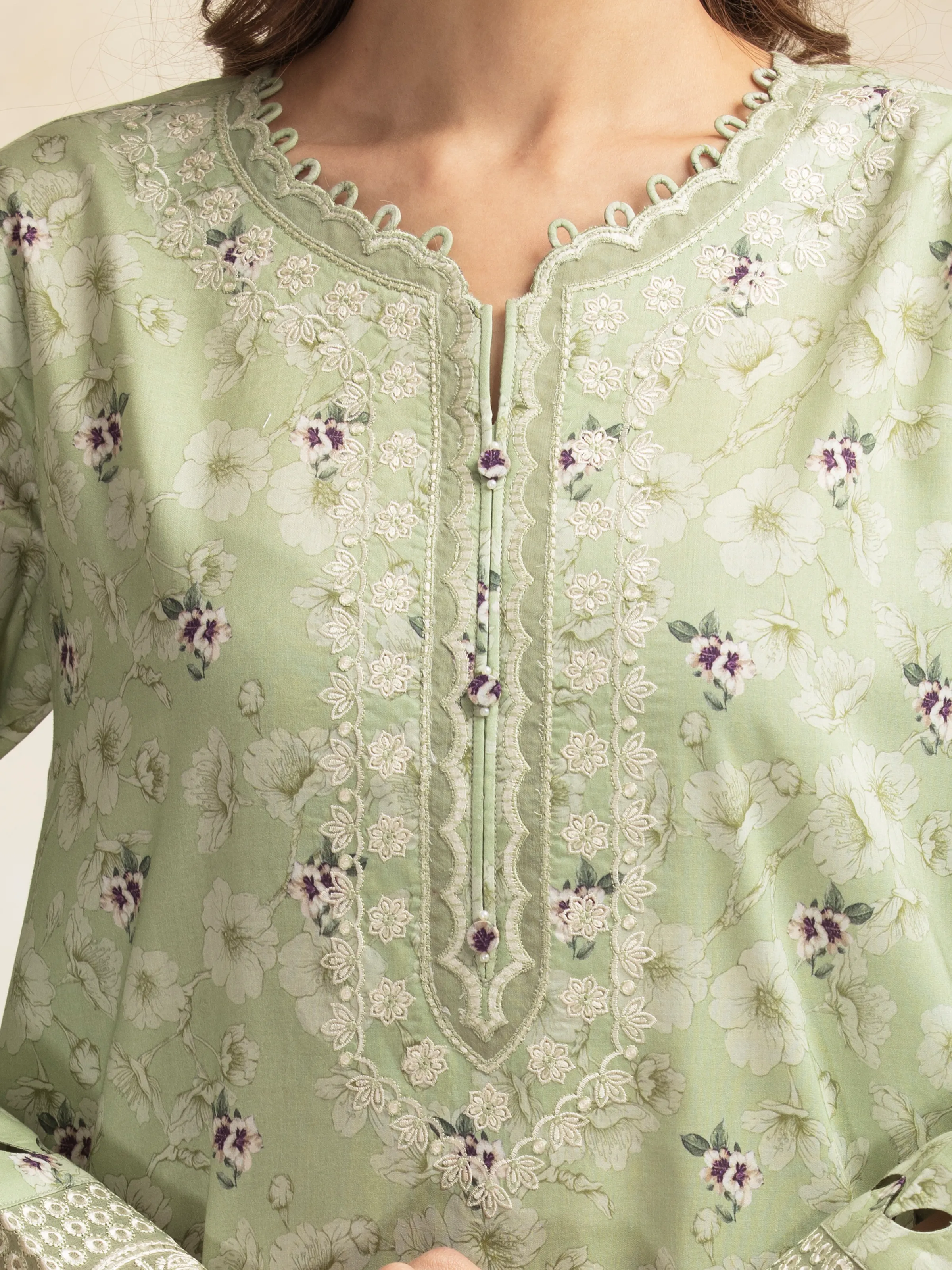 Embroidered Lawn Suit - EWU5V1-31094-3P - Image 3