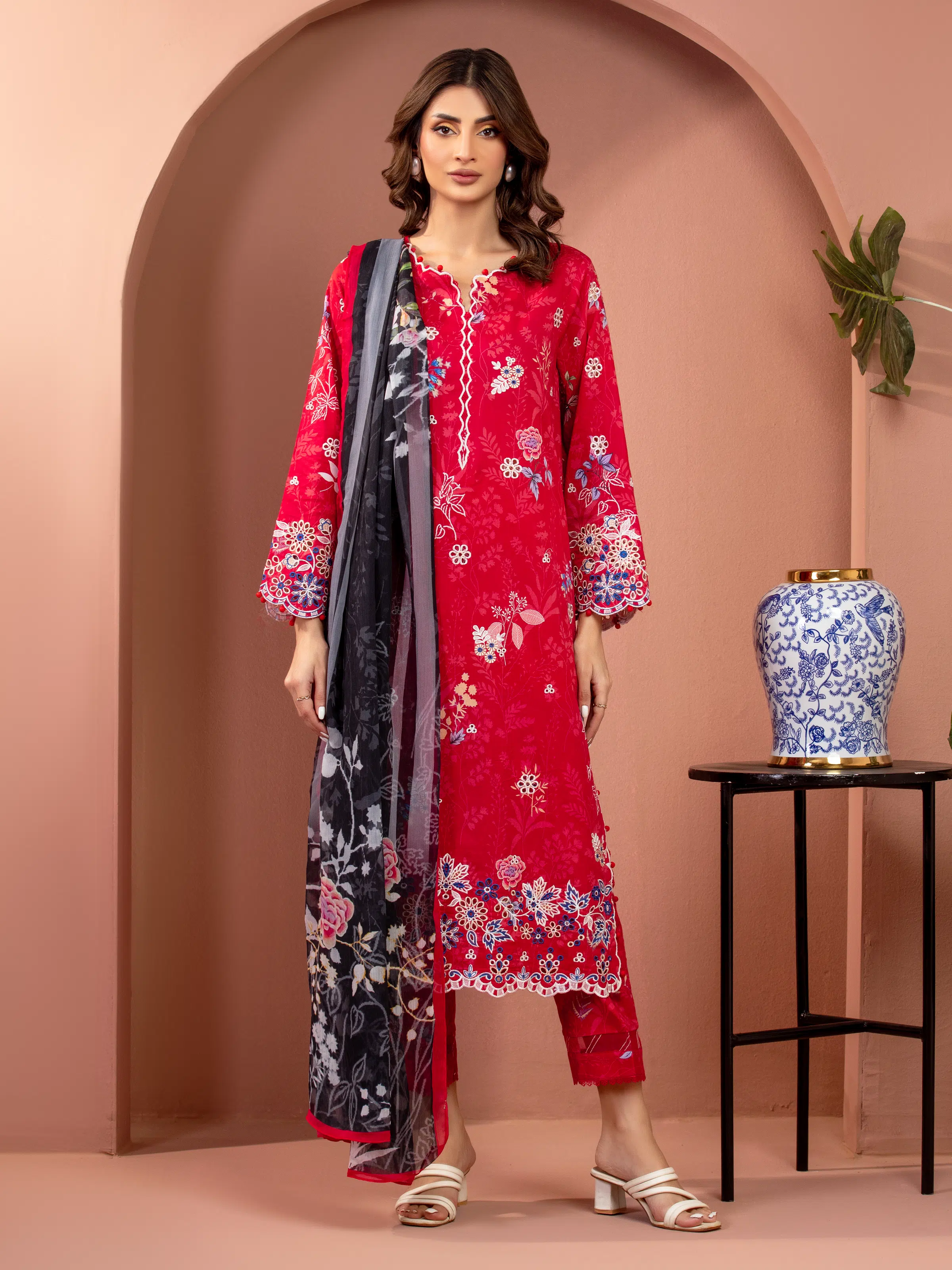 Embroidered Lawn Suit - EWU5V1-31486-3P