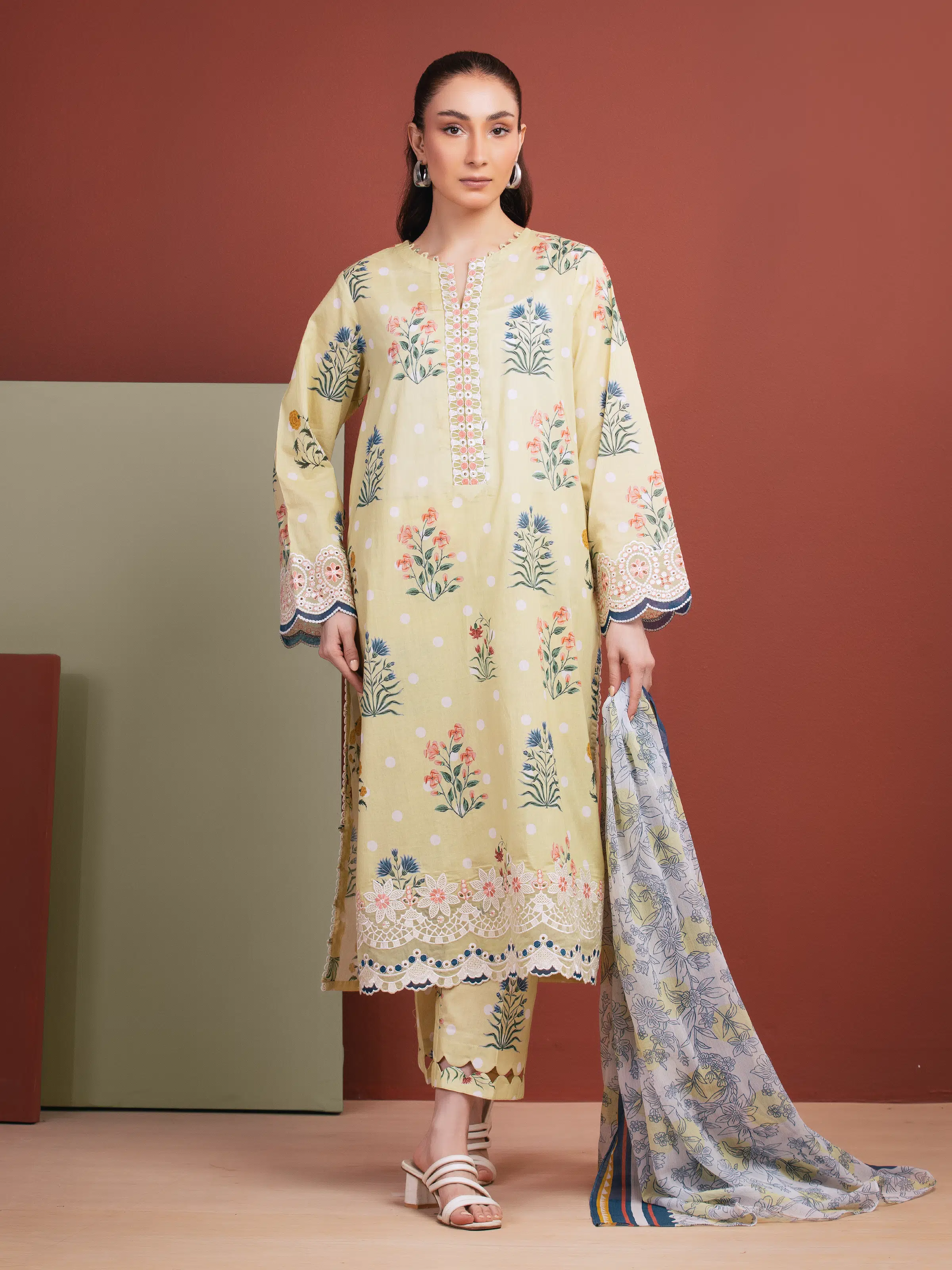 Embroidered Lawn Suit - EWU5V1-31498-3P