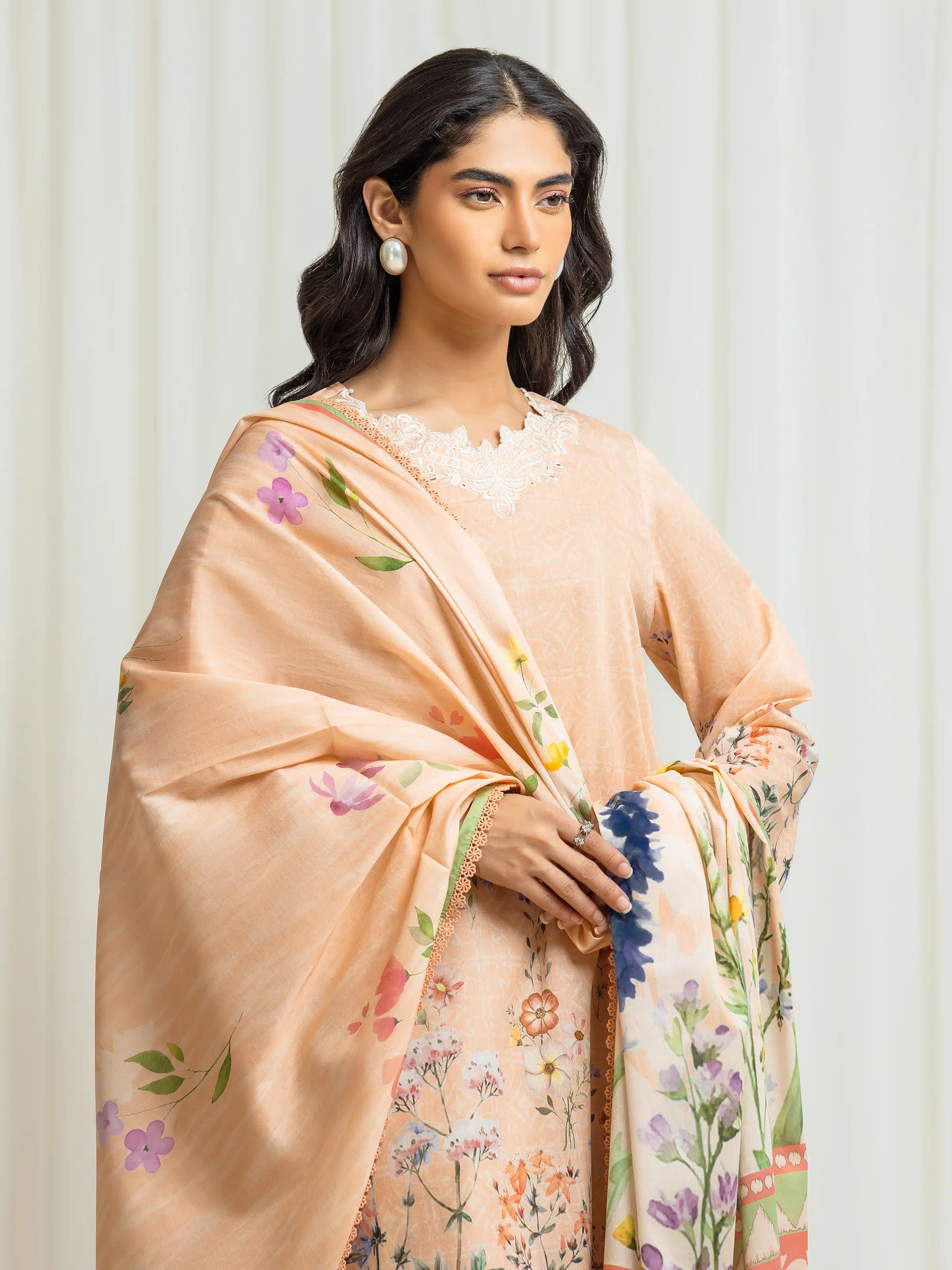 Embroidered Lawn Suit - EWU6V1-33010-3P - Image 2