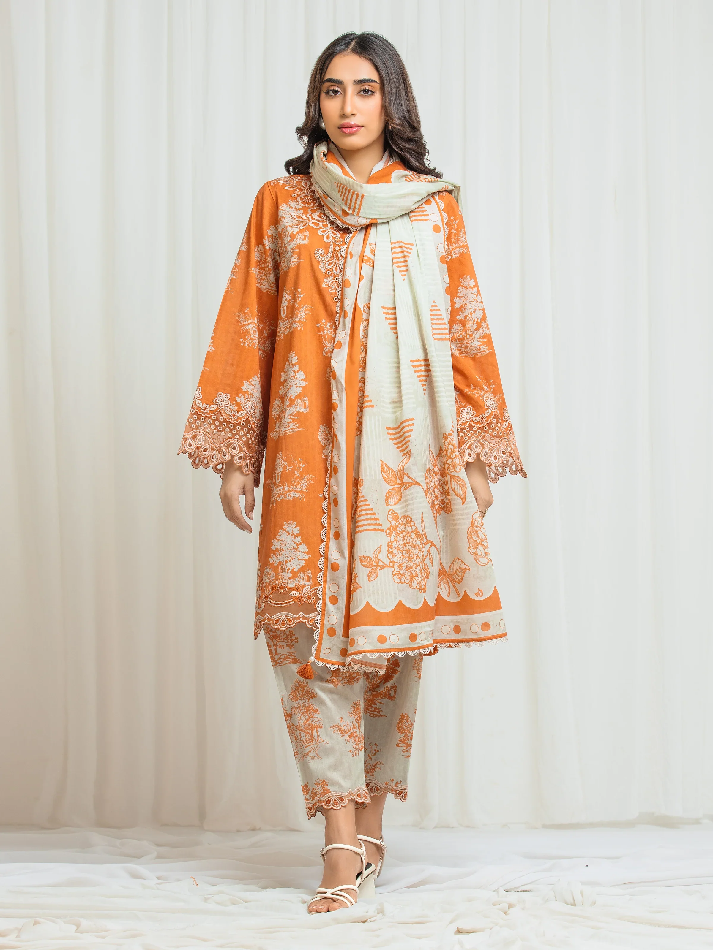 Embroidered Lawn Suit - EWU6V1-33015-3P