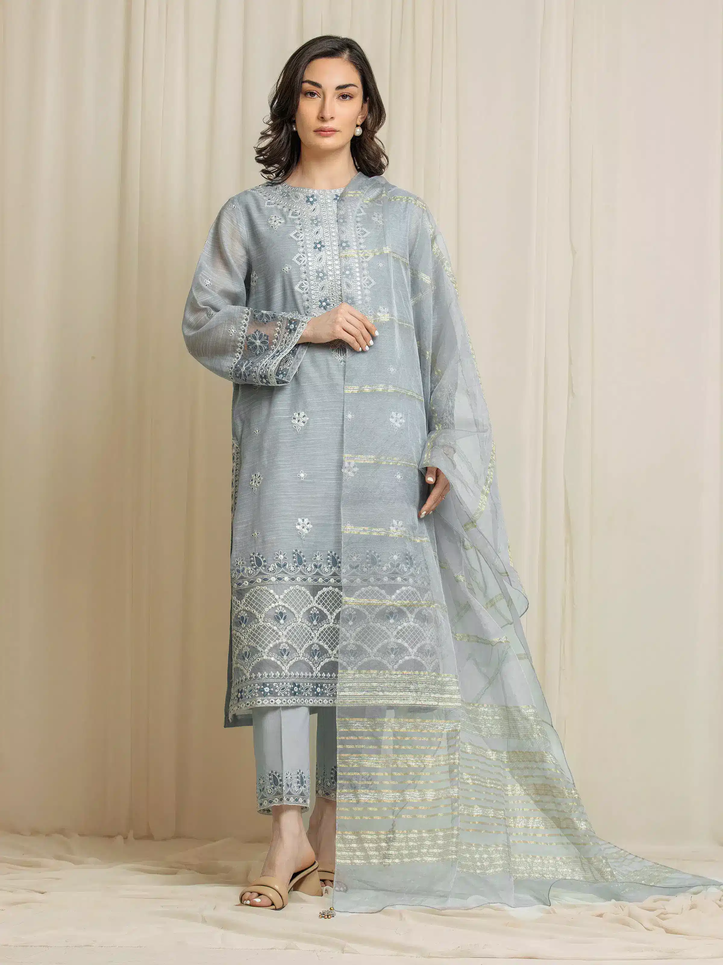 Embroidered Munar Suit - EWU6V21-32061-3P