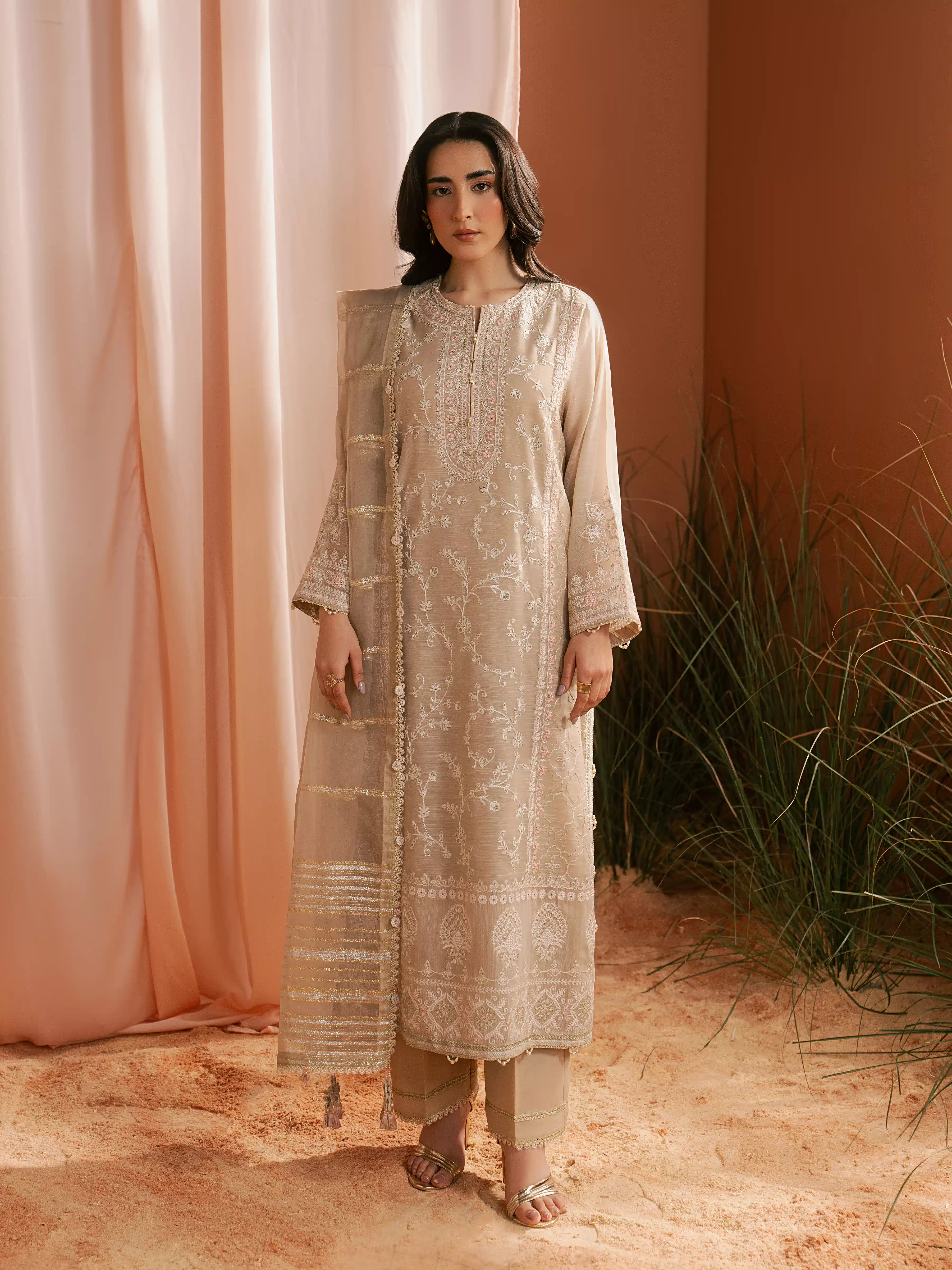 Embroidered Munar Suit - EWU6V21-32062-3P