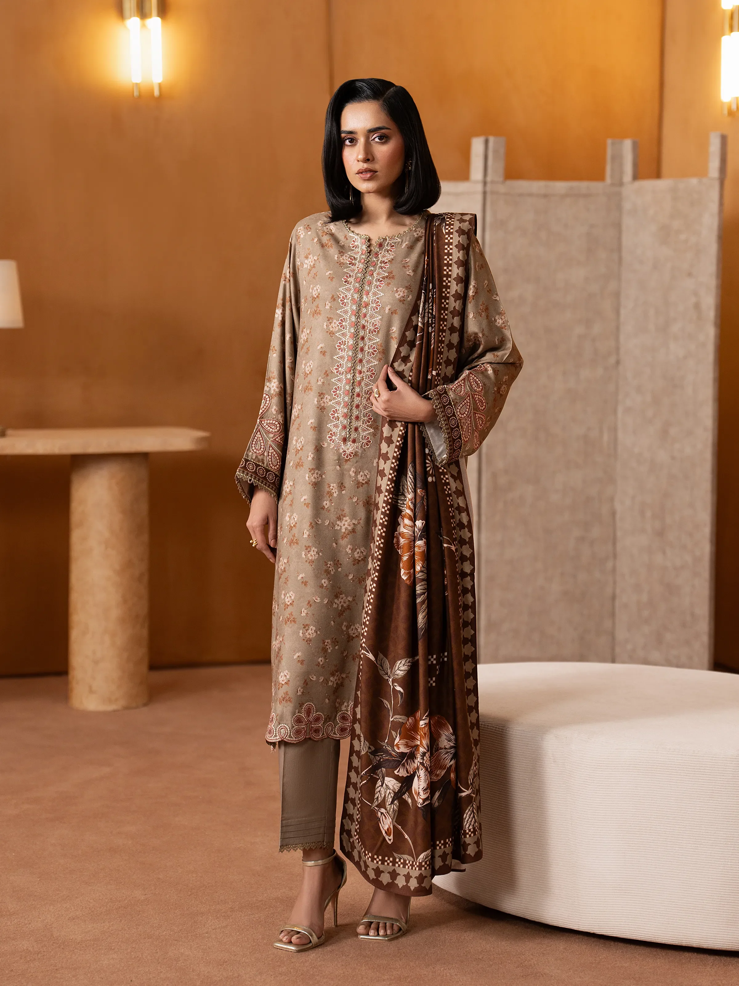 Embroidered Twill Viscose Suit - EWU5V20-32089-3P