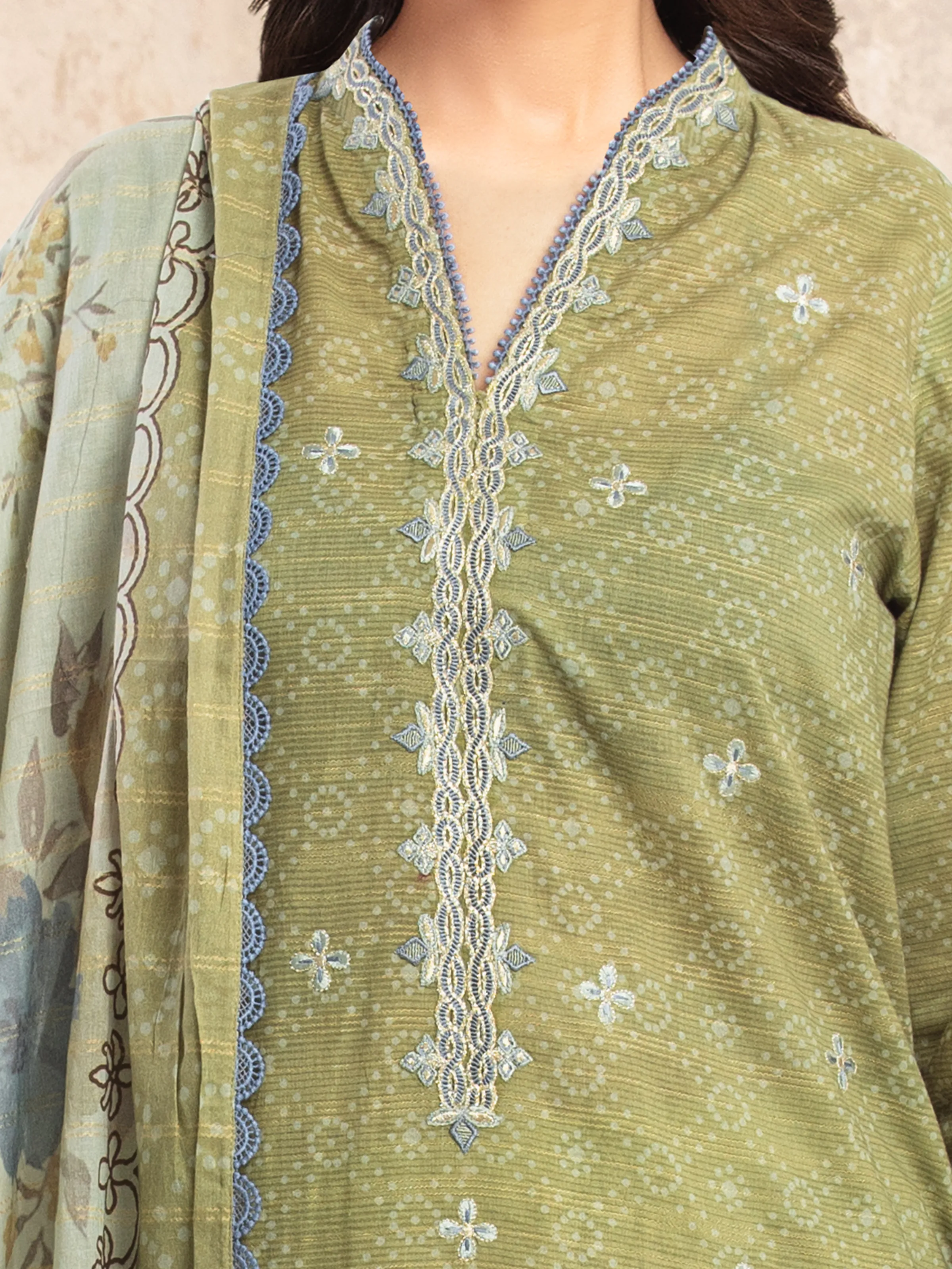 Embroidered Lawn Suit - EWU5V1-31877-3P - Image 3