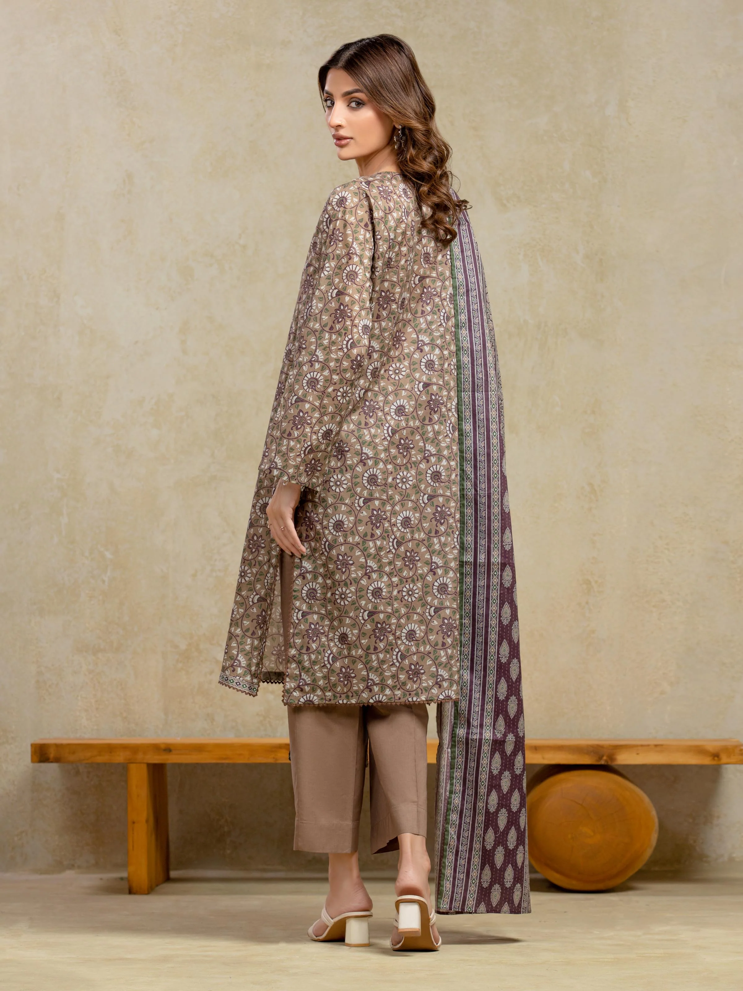 Printed Khaddar Suit - EWU5A3-35978-3P - Image 6