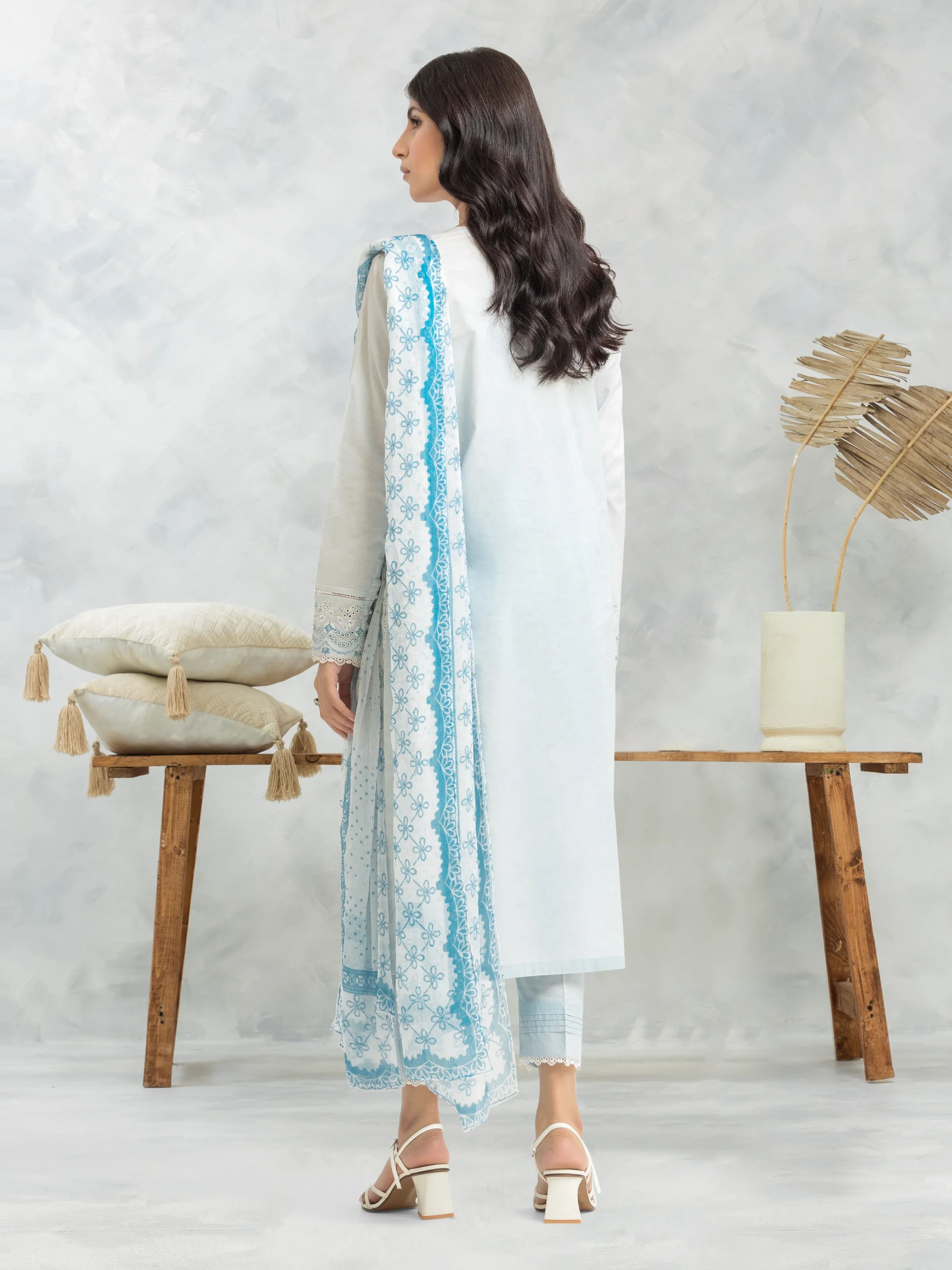 Embroidered Cambric Suit - EWU24V2-28614-3P - Image 2