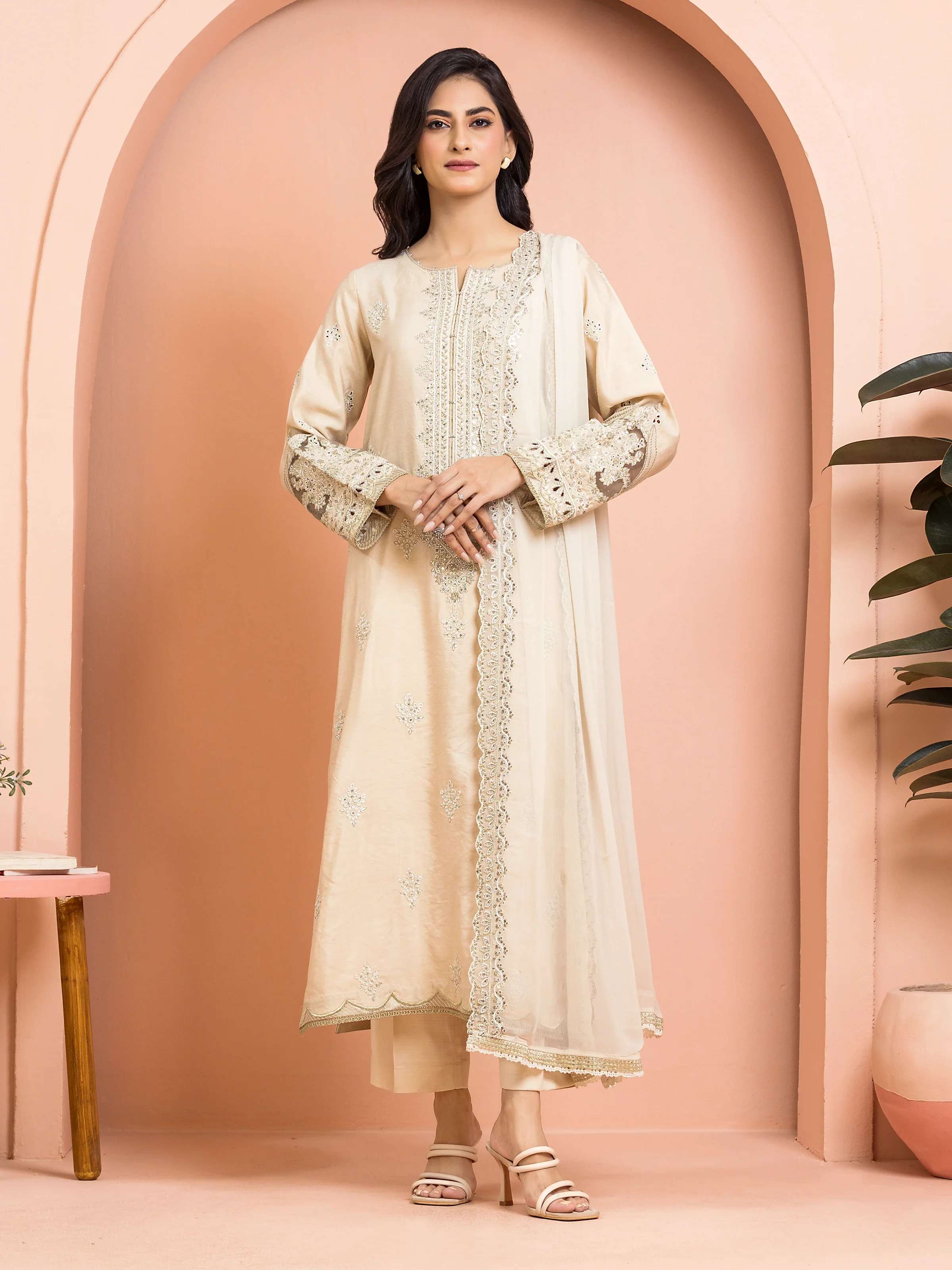 Embroidered Raw Silk Suit - EWU24V16-30253-3P