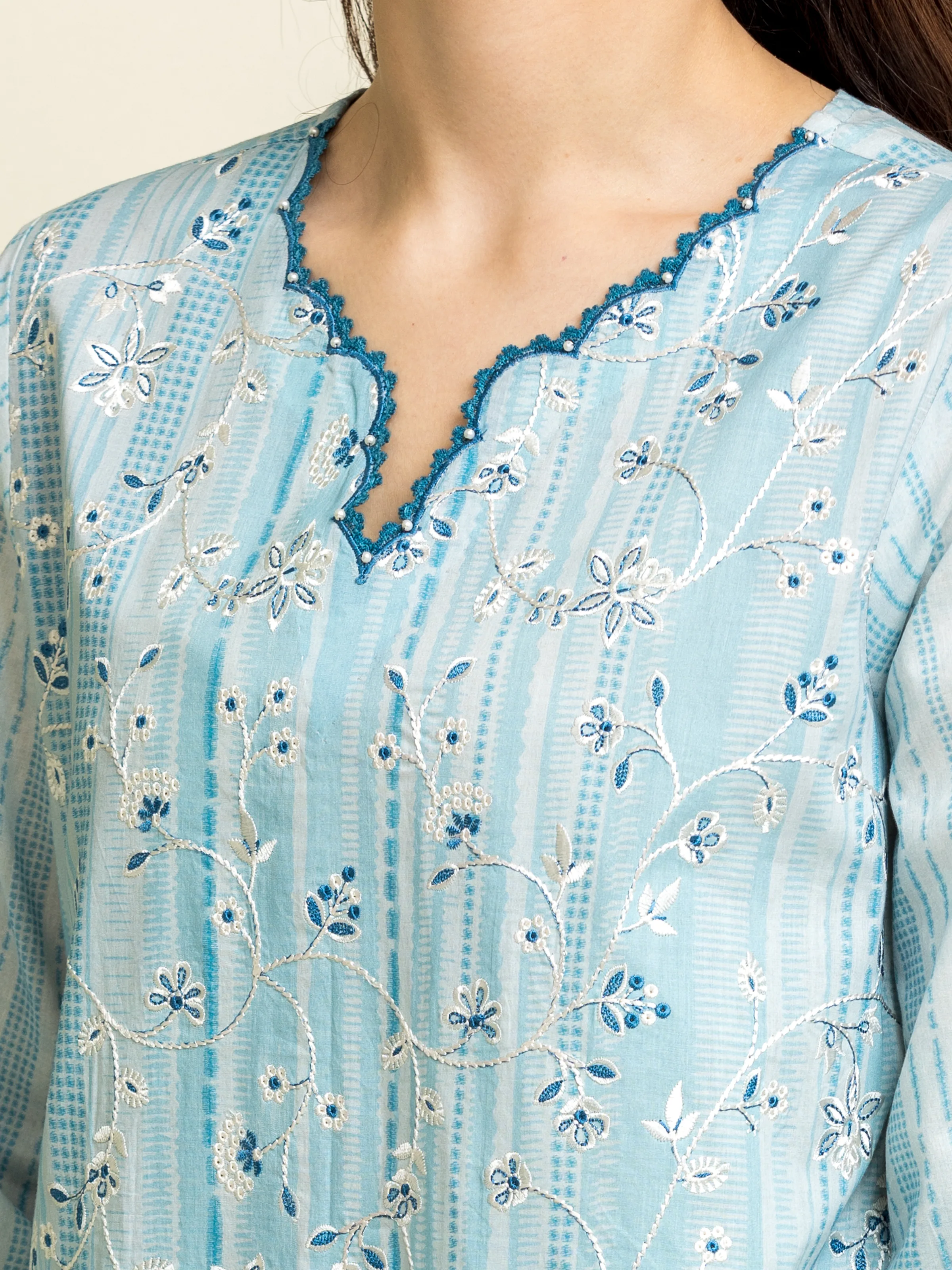 Embroidered Lawn Suit - EWU5V1-31063-3P - Image 2