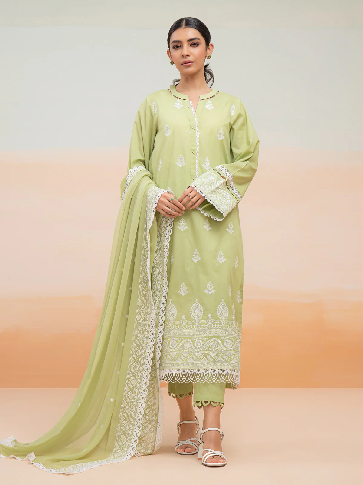 Embroidered Cambric Shirt - EWU24V2-28645S