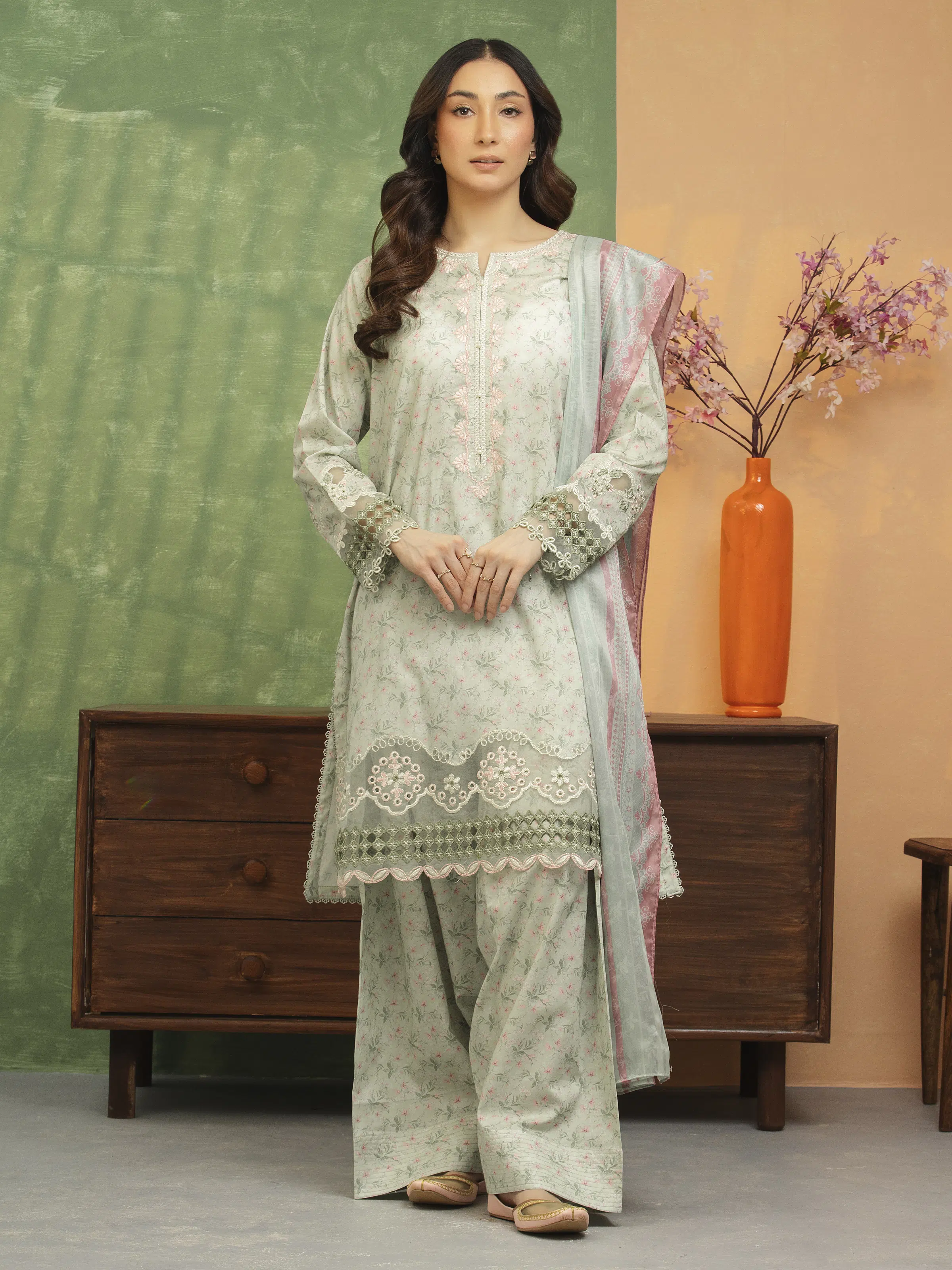 Embroidered Lawn Suit - EWU5V1-31439-3P