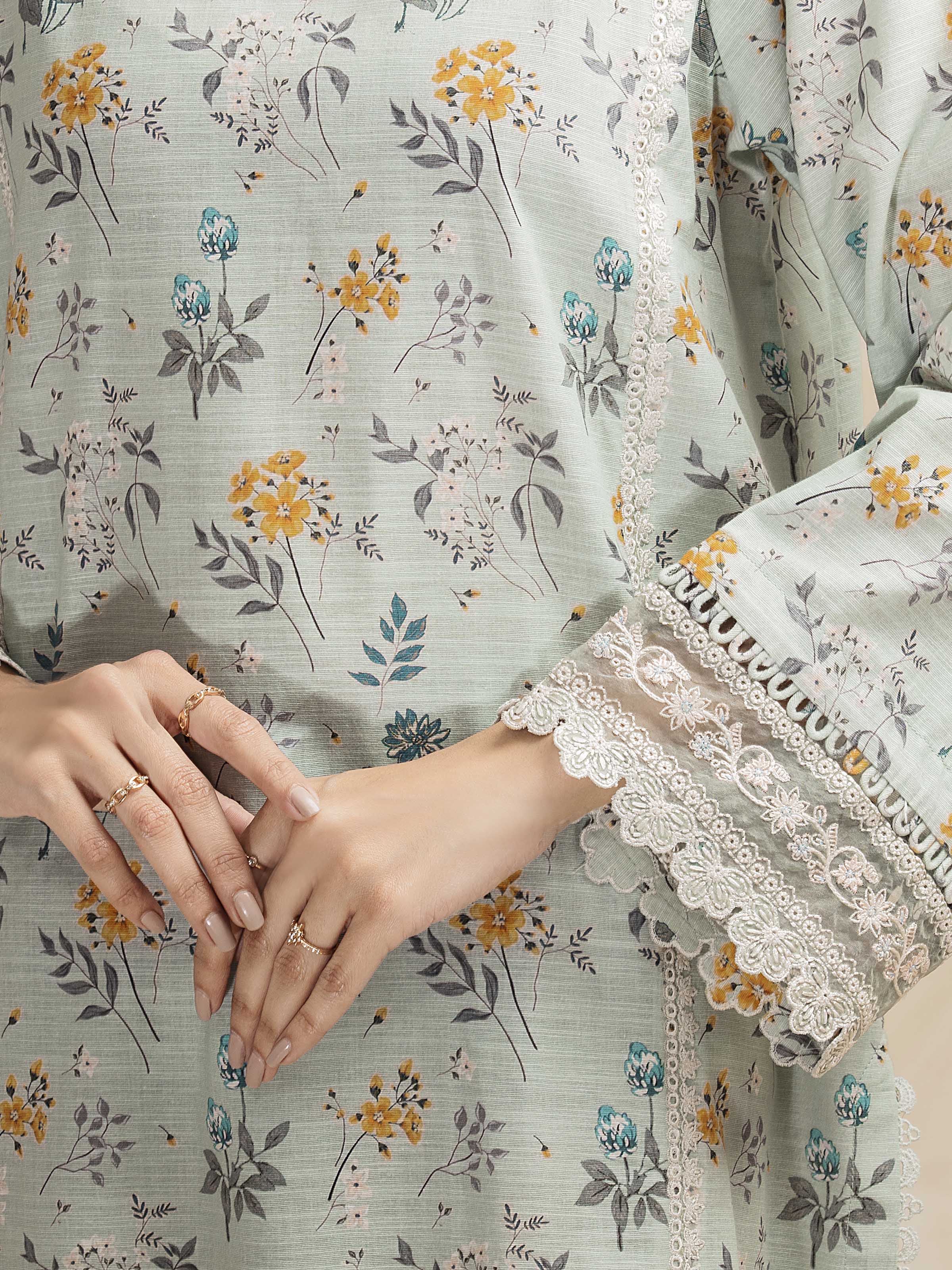 Embroidered Khaddar Suit - EWU5V12-30193-3P - Image 3