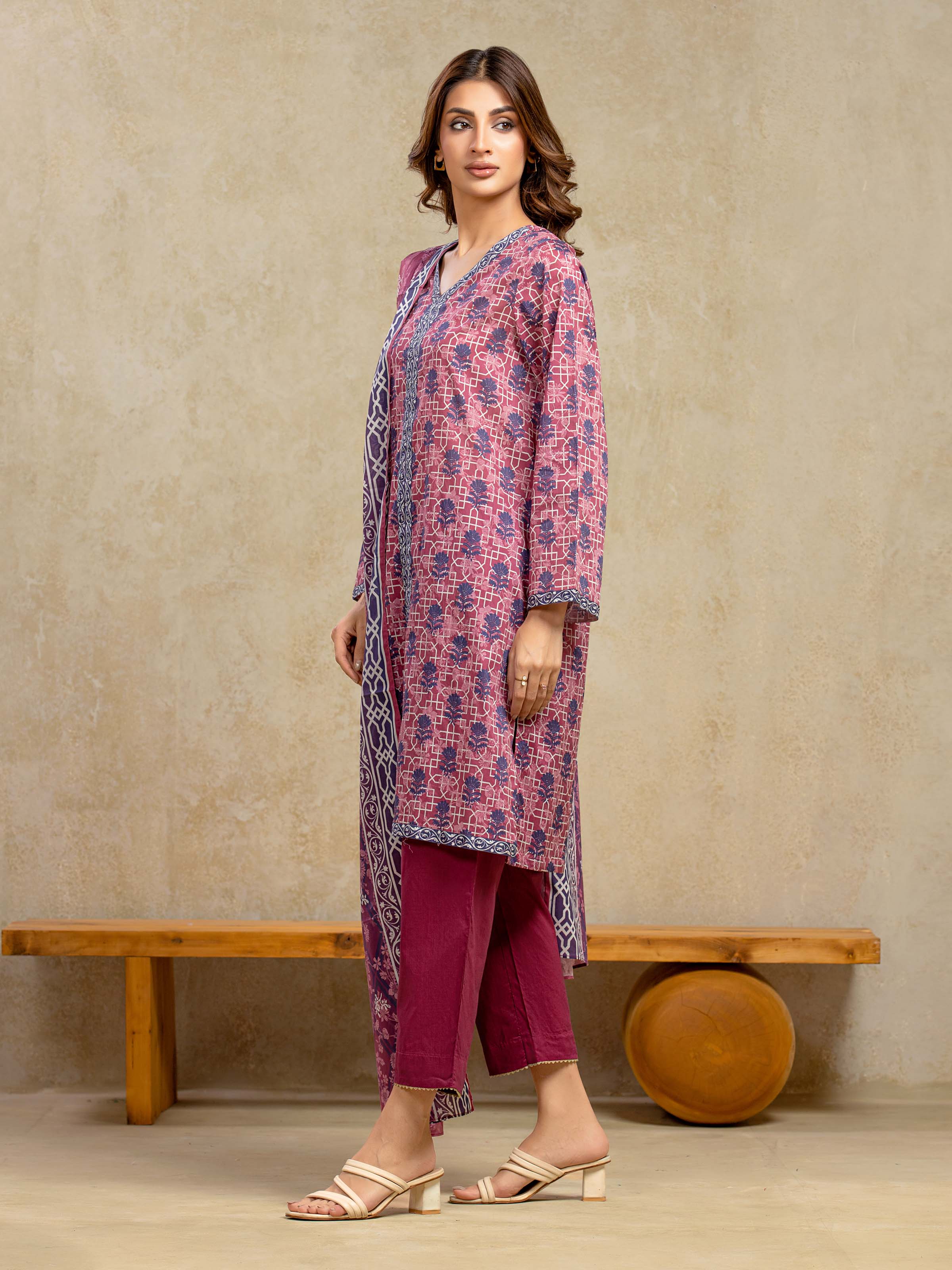Printed Khaddar Suit - EWU5A3-35947-3P - Image 5