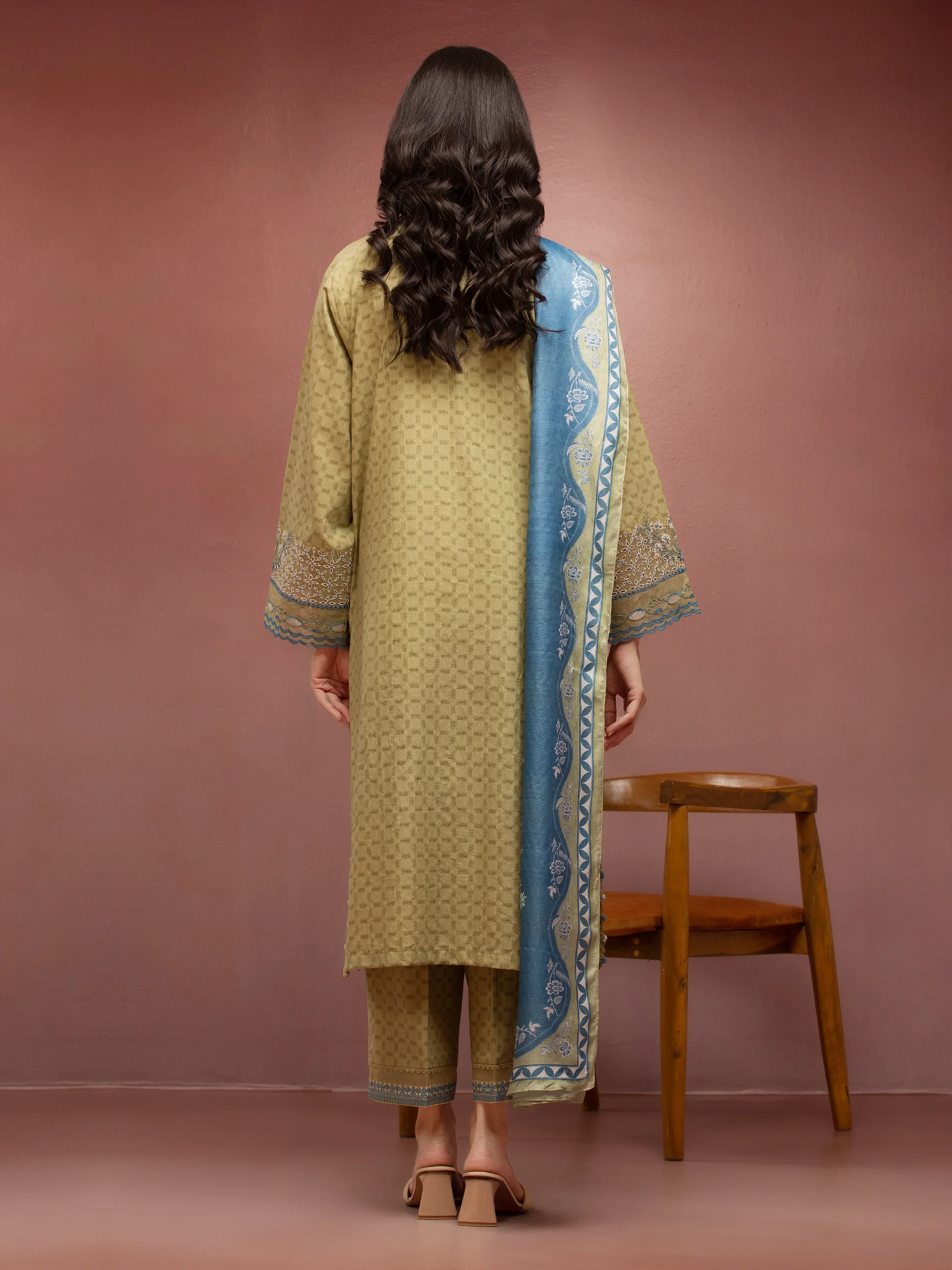 Embroidered Lawn Suit - EWU5V1-31230-3P - Image 2