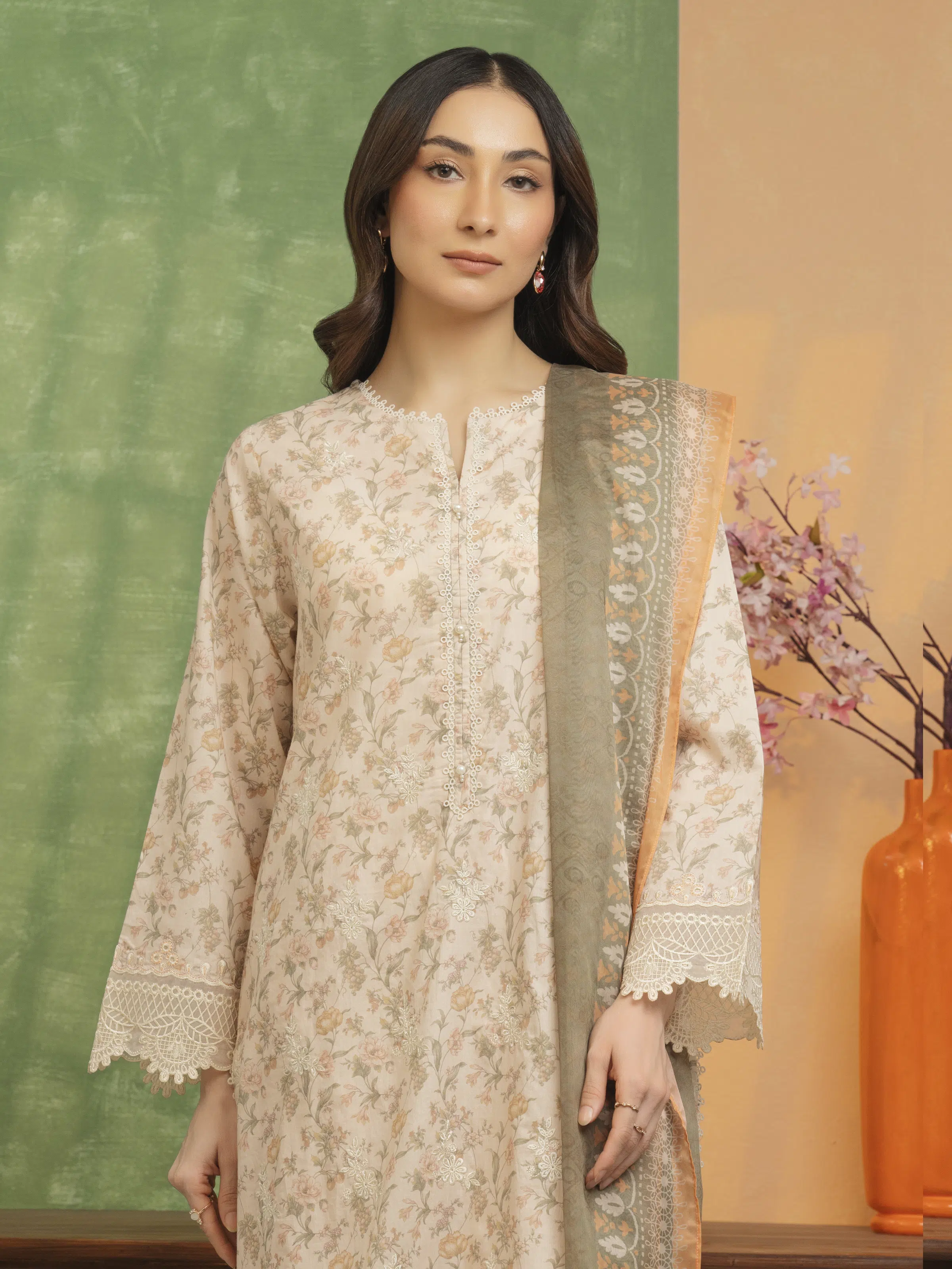 Embroidered Lawn Suit - EWU5V1-31446-3P - Image 2