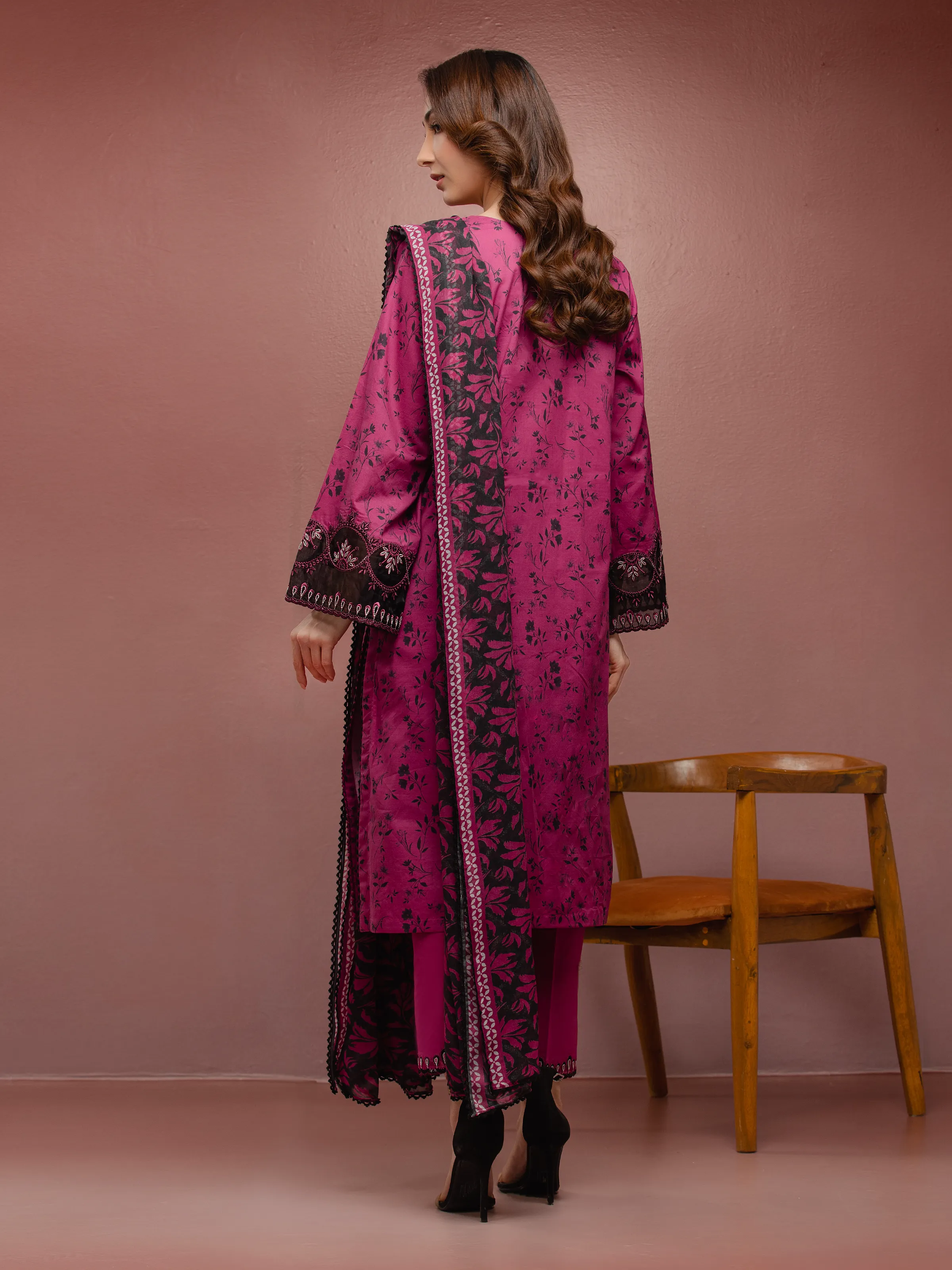 Embroidered Cambric Suit - EWU5V2-31051-3P - Image 2