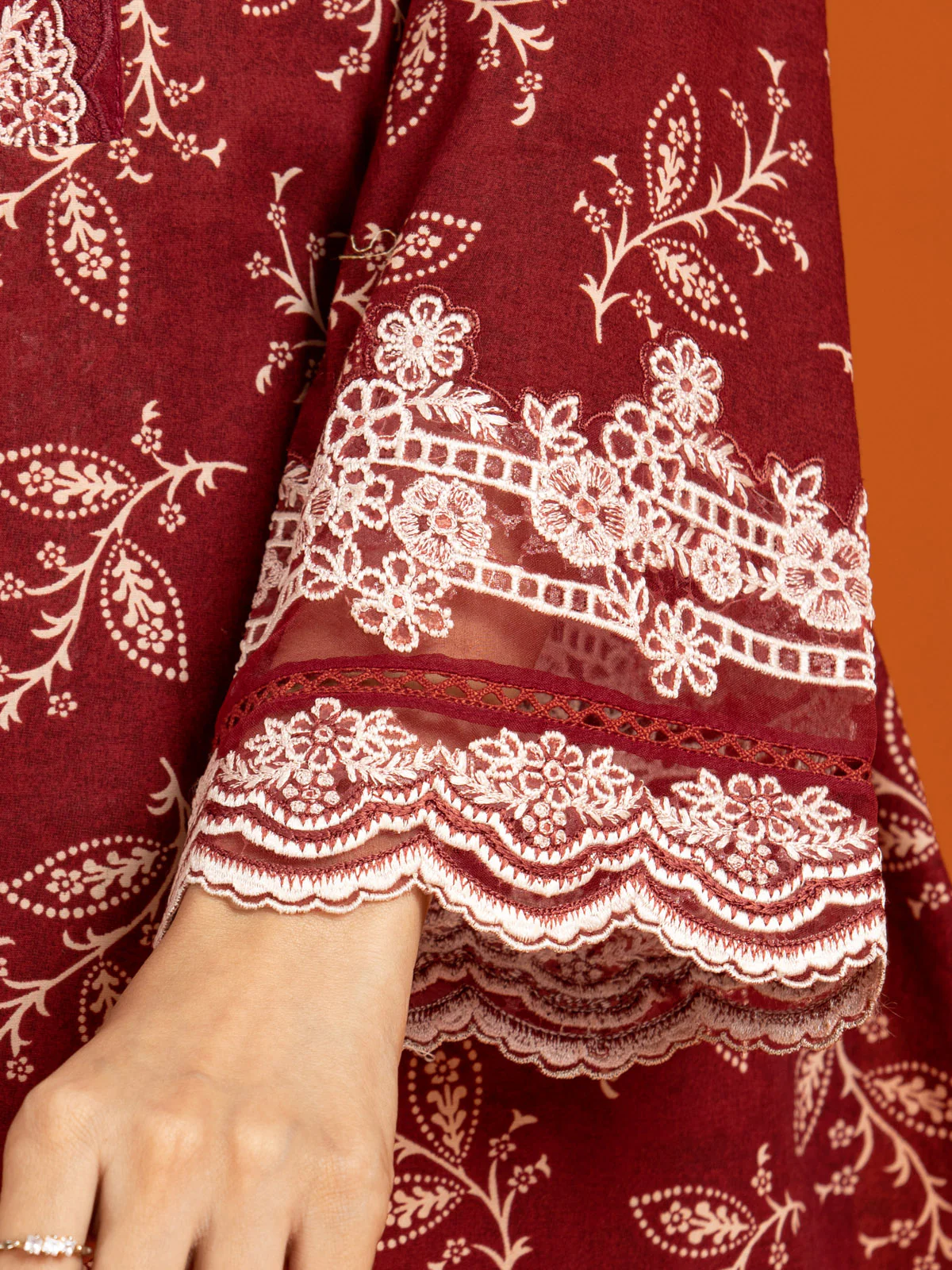 Embroidered Lawn Shirt - EWU22V1-26535A - Image 4
