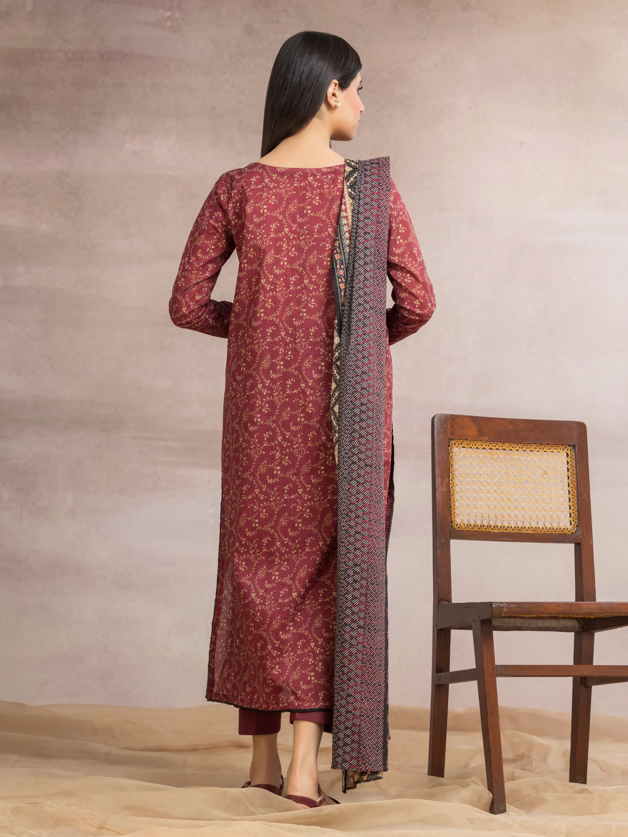 Printed Khaddar Suit - EWU24A3-27154-3P - Image 4
