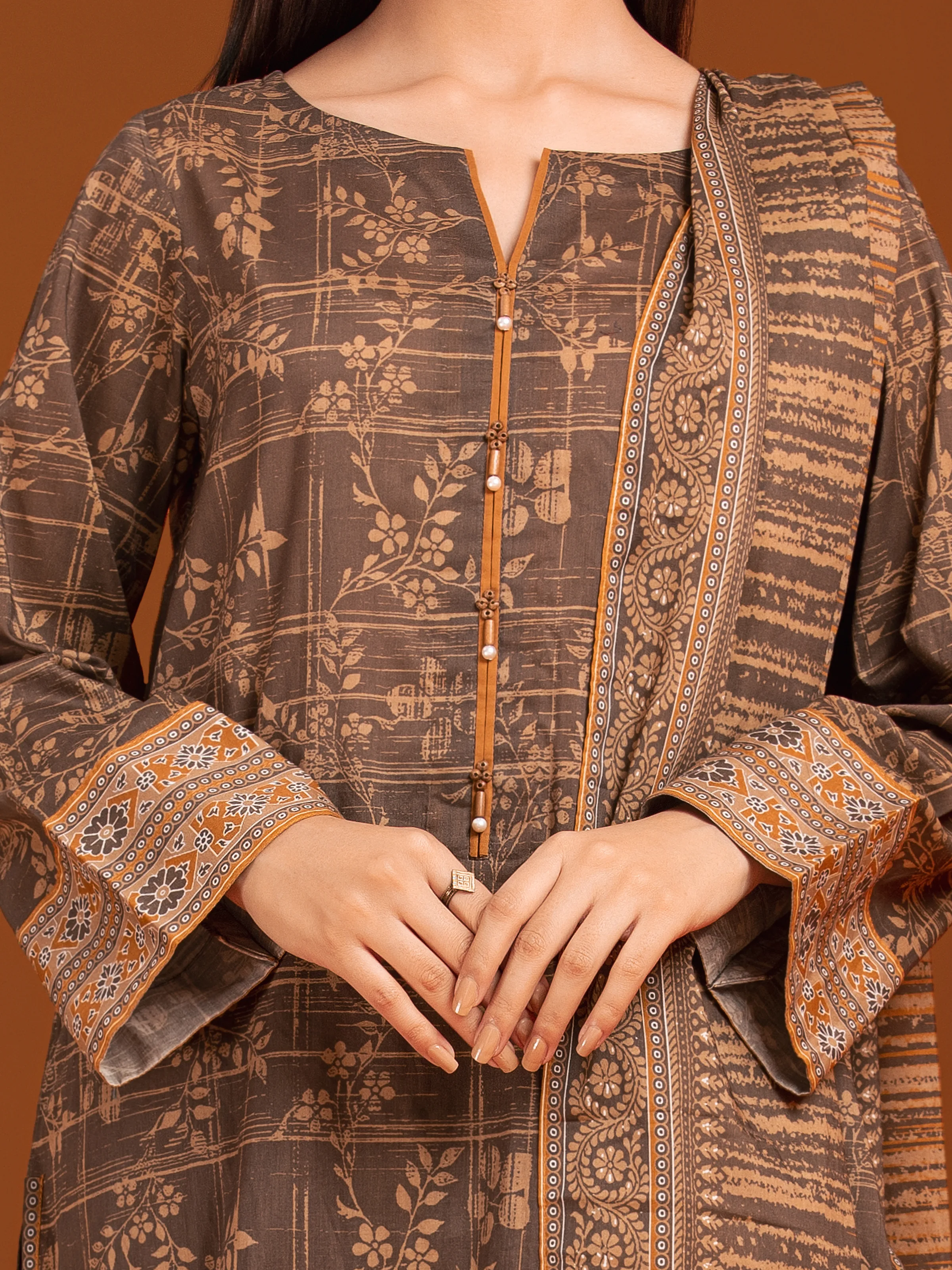 Printed Khaddar Suit - EWU24A3-27165-3P - Image 3