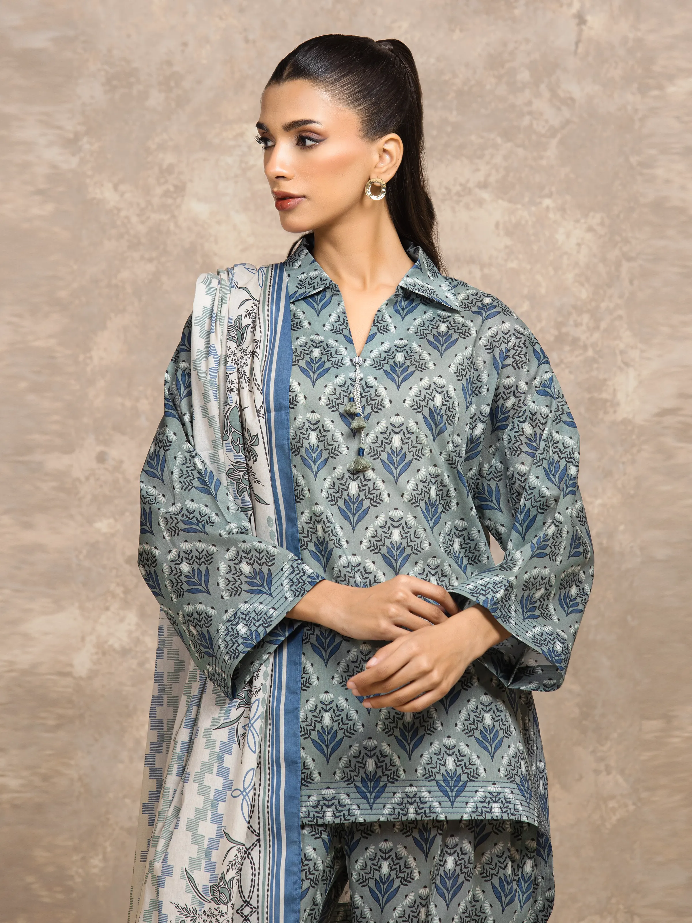 Printed Khaddar Suit - EWU5A3-36133-3P - Image 2