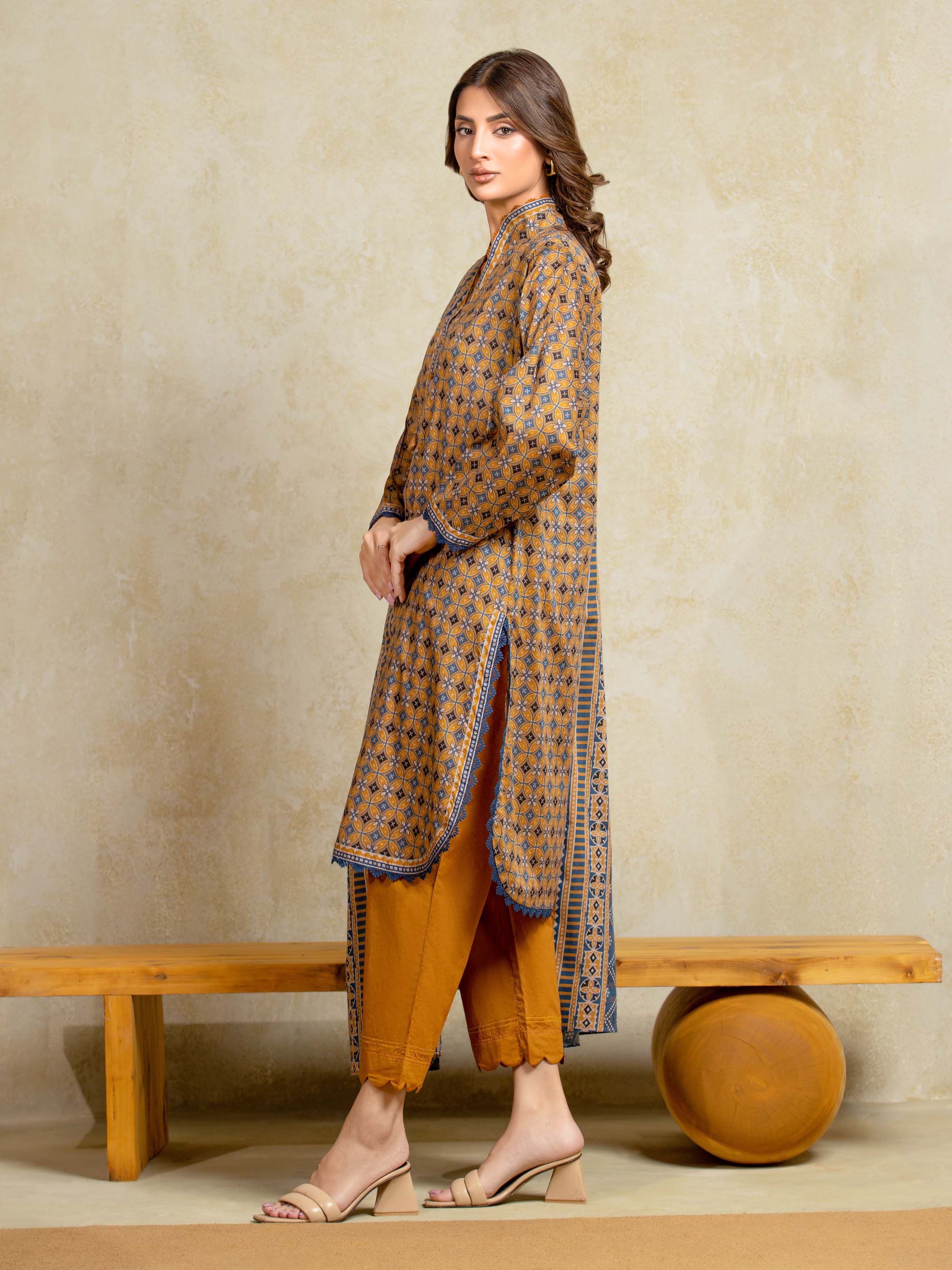 Printed Khaddar Suit - EWU5A3-35972-3P - Image 5