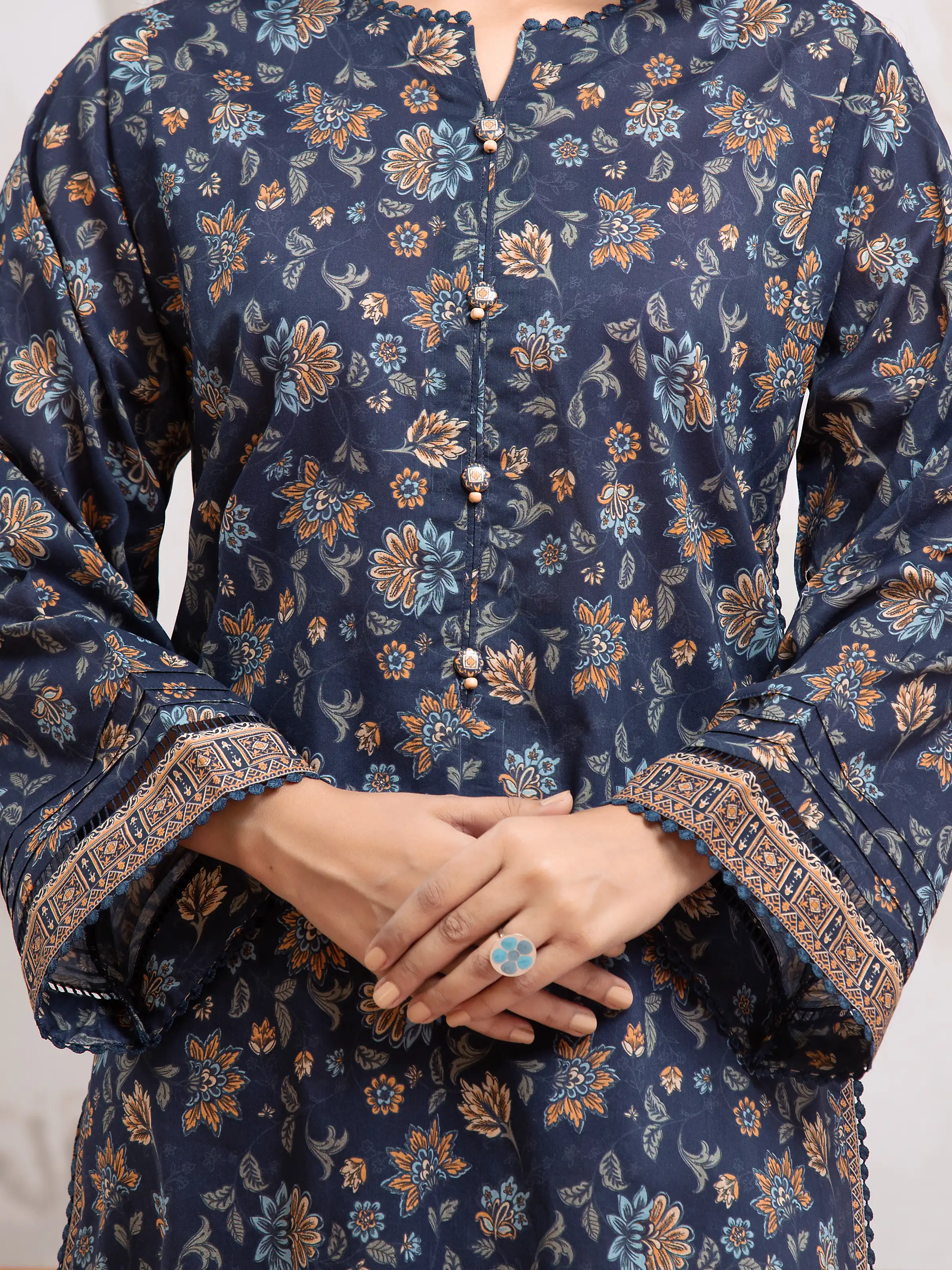 Printed Khaddar Suit - EWU24A3-29596-3P - Image 4