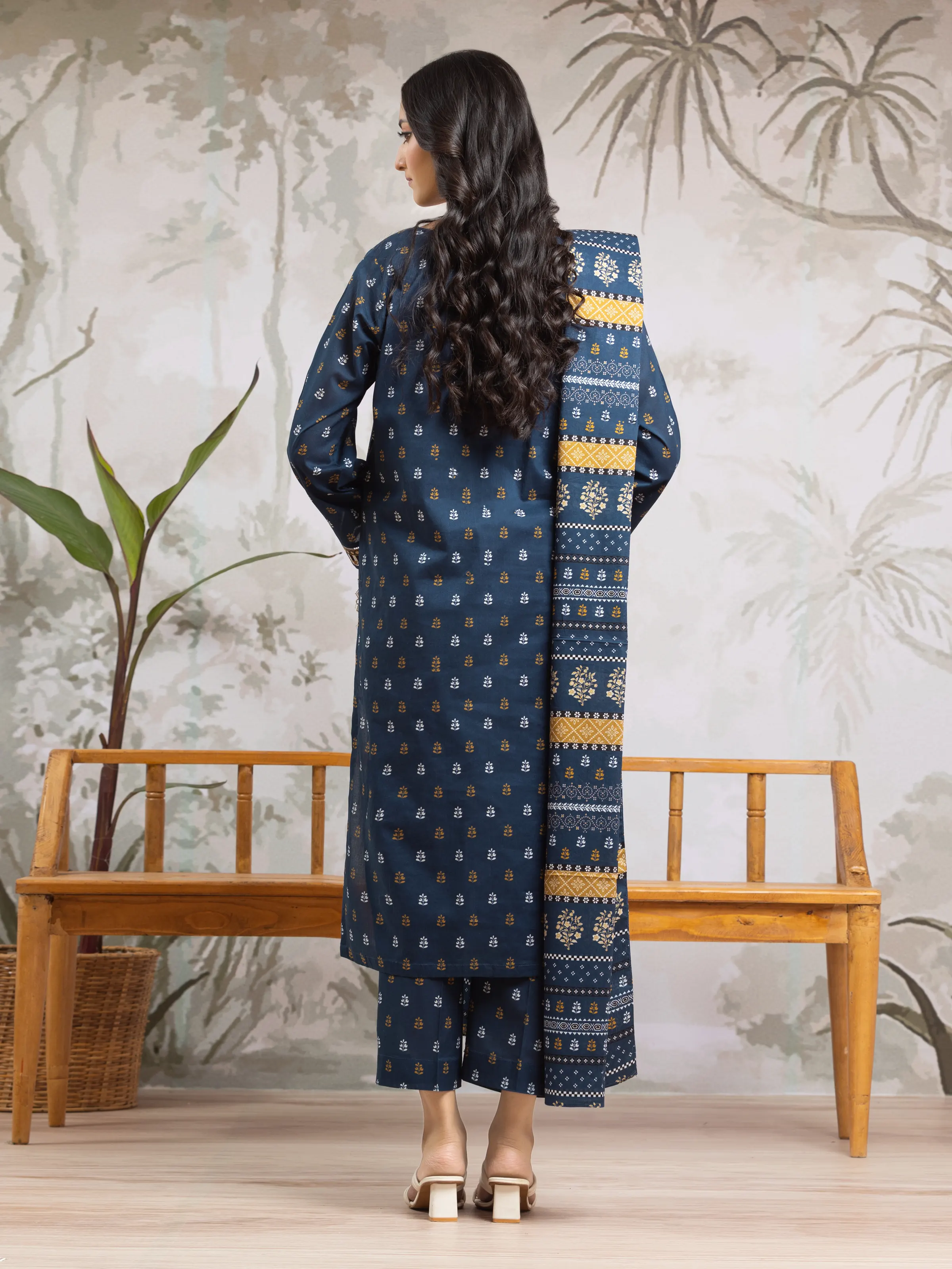 Printed Khaddar Suit - EWU24A3-29808-3P - Image 2
