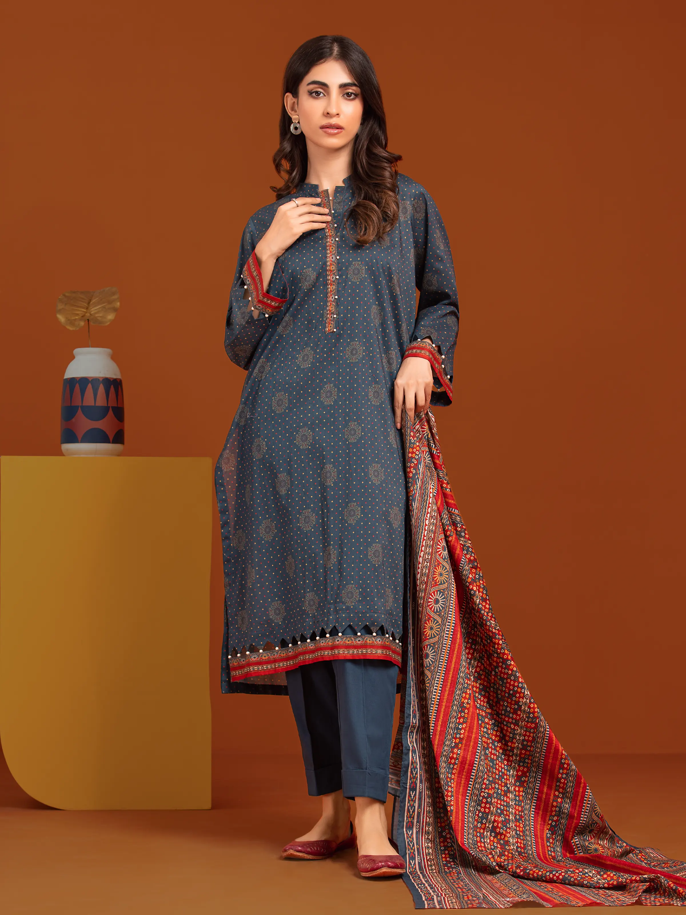 Printed Khaddar Suit - EWU24A3-27000-3P