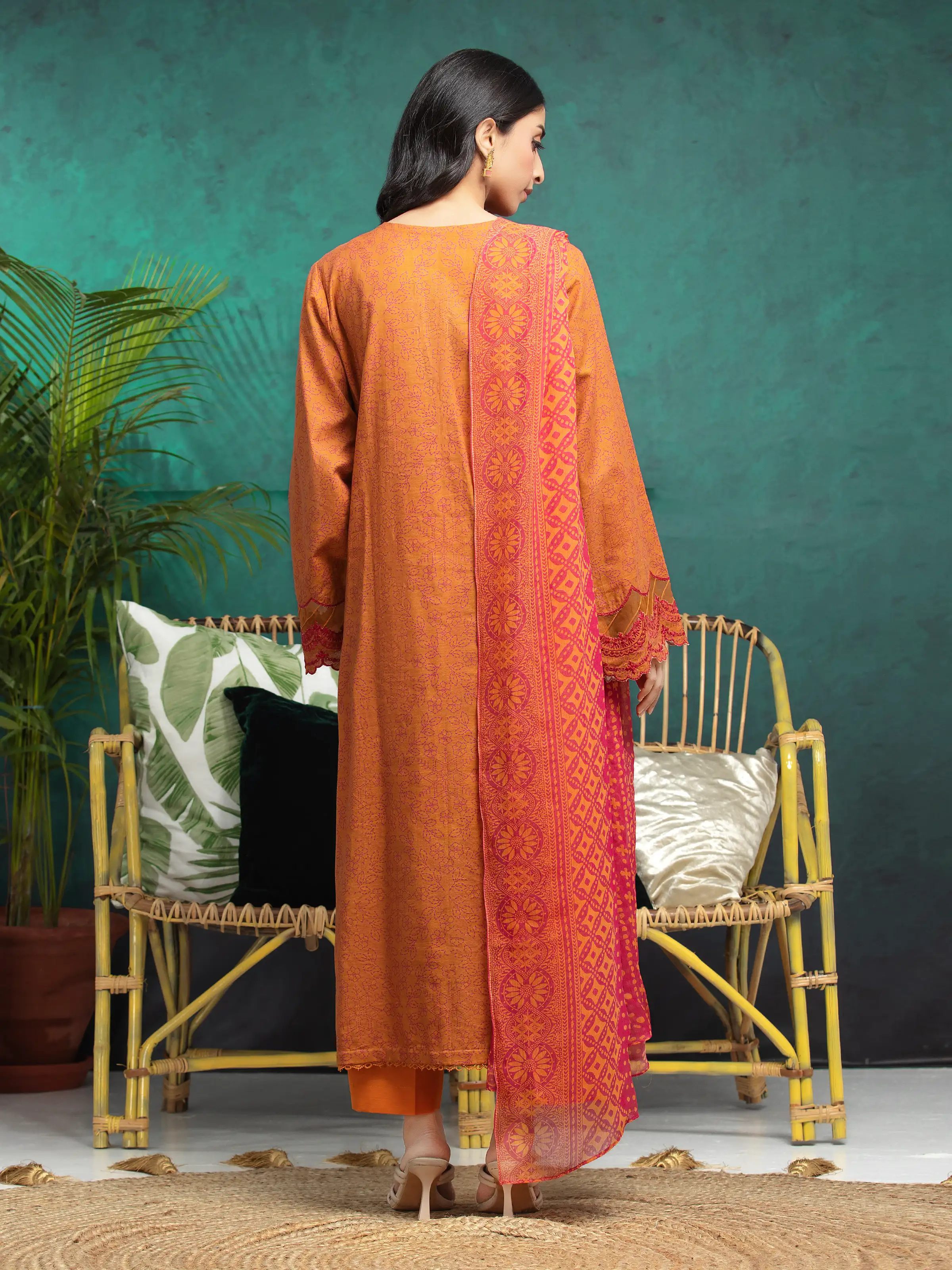 Embroidered Khaddar Suit - EWU24V11-30180-3P - Image 2