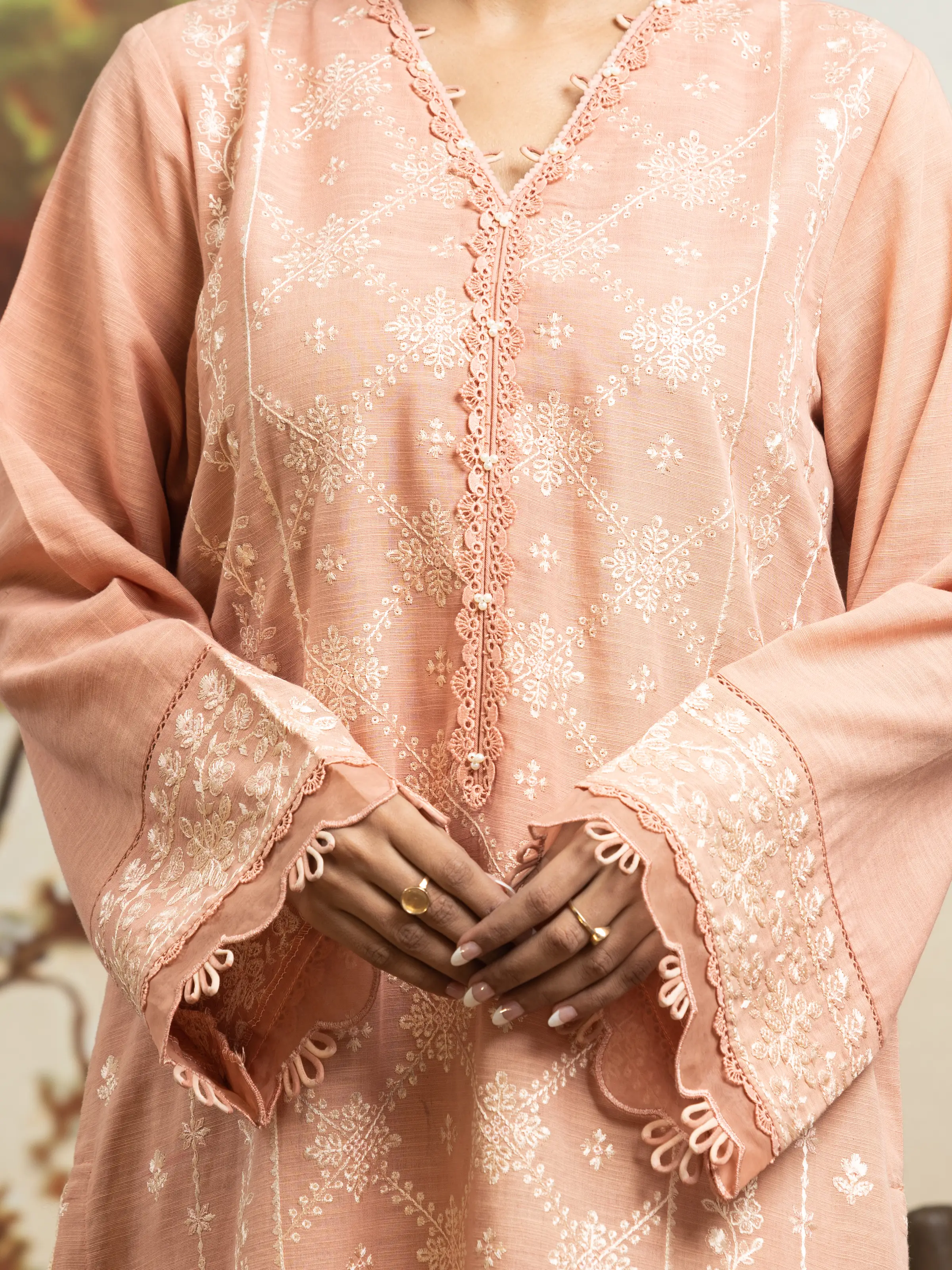 Embroidered Khaddar Suit - EWU24V11-30305-3P - Image 4