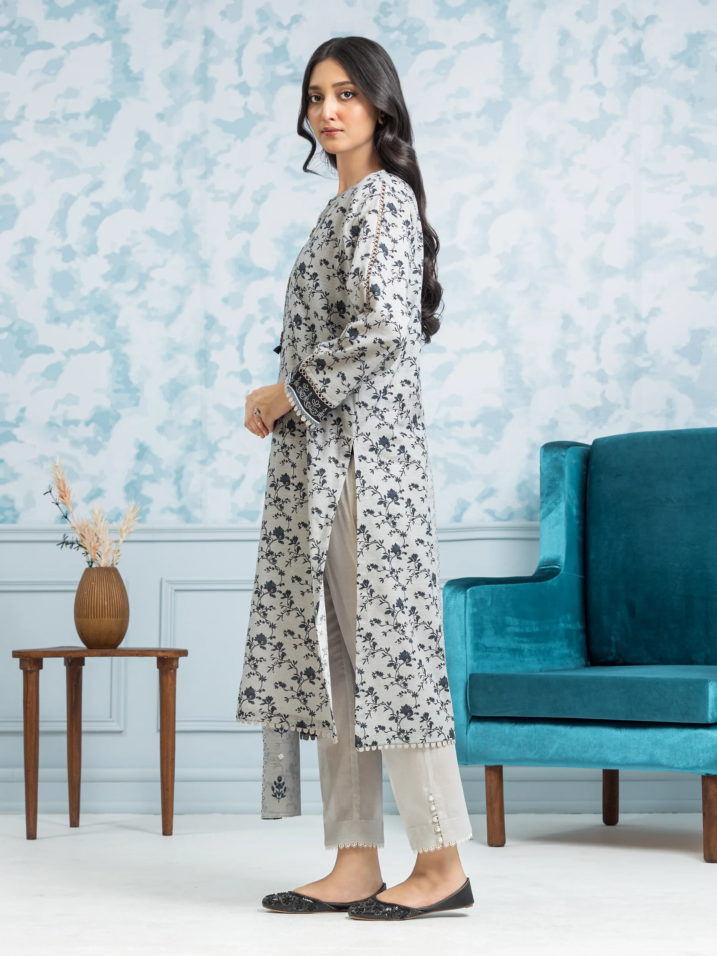 Printed Khaddar Shirt - EWU24A3-29315S - Image 5