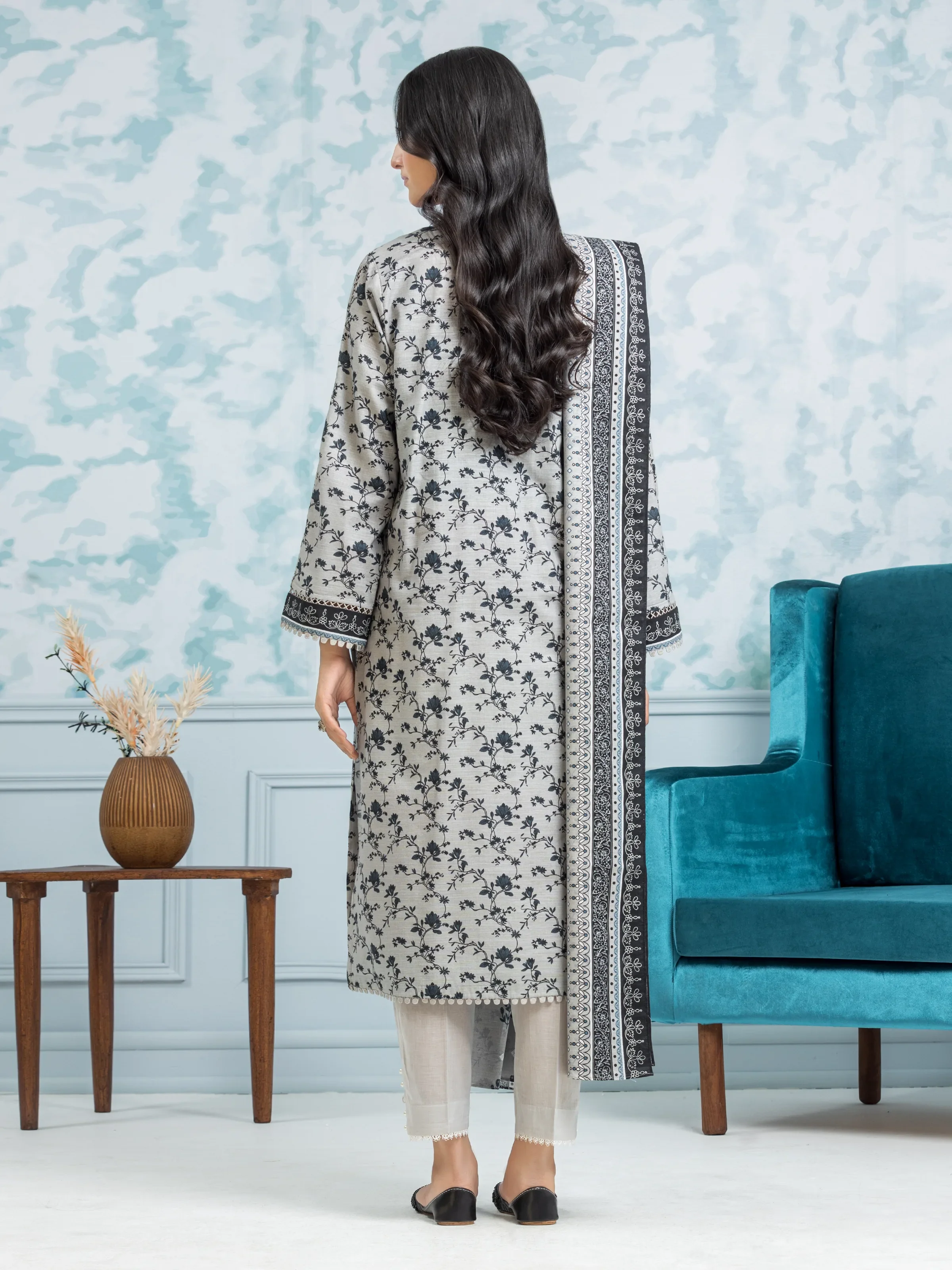 Printed Khaddar Shirt - EWU24A3-29315S - Image 6