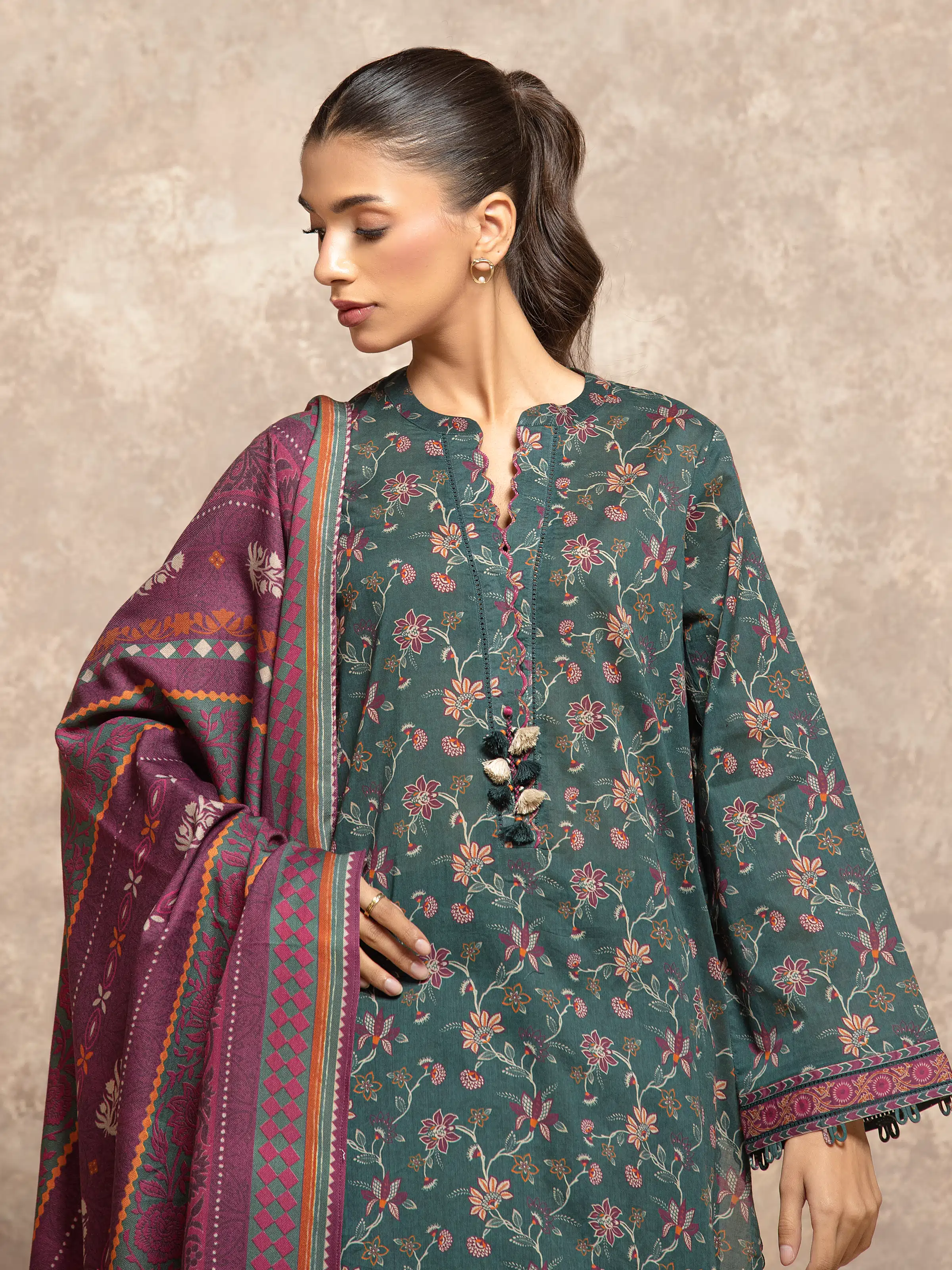 Printed Khaddar Suit - EWU5M3-027-3P - Image 2