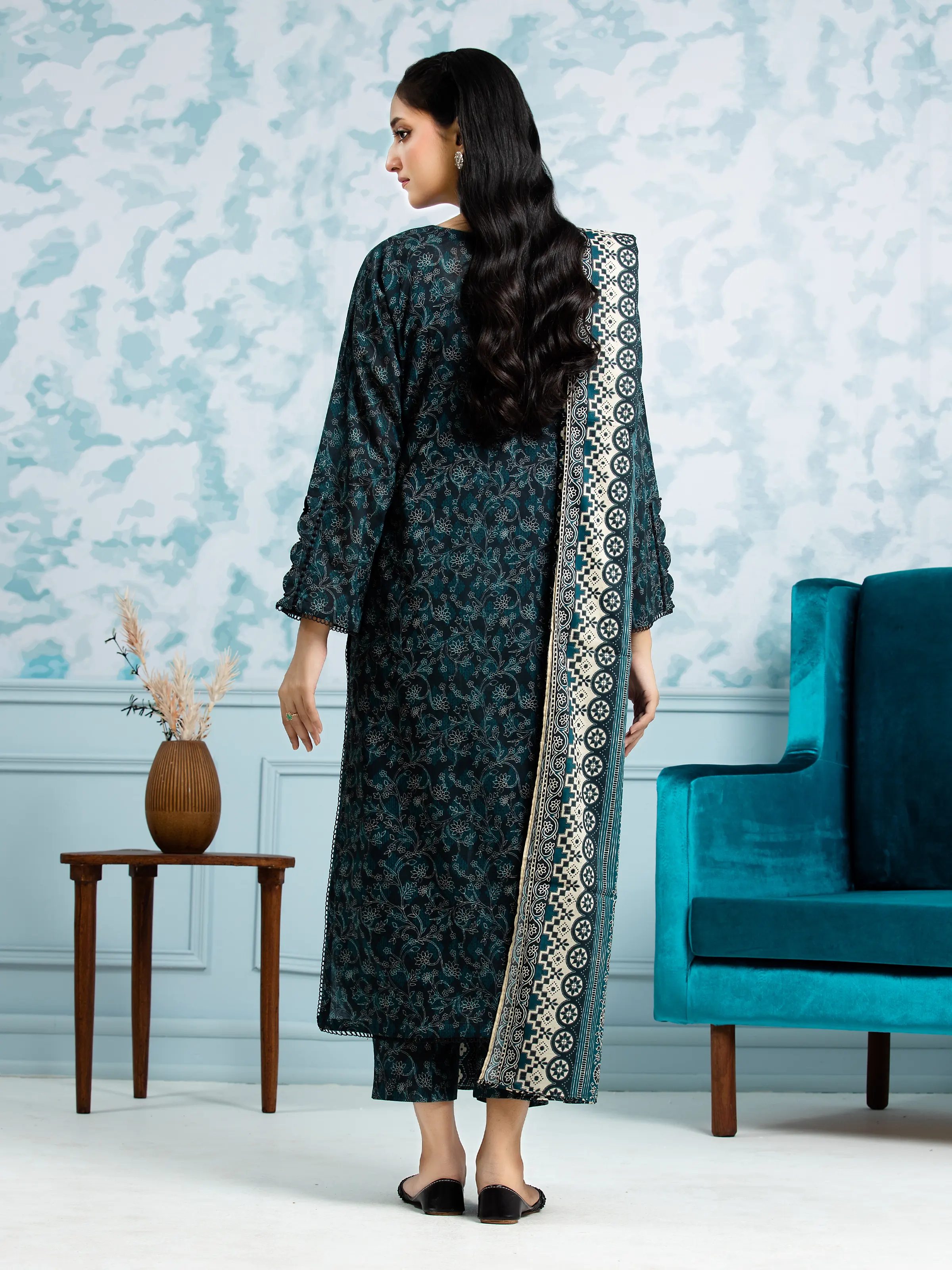 Printed Khaddar Suit - EWU24A3-29704-3P - Image 2