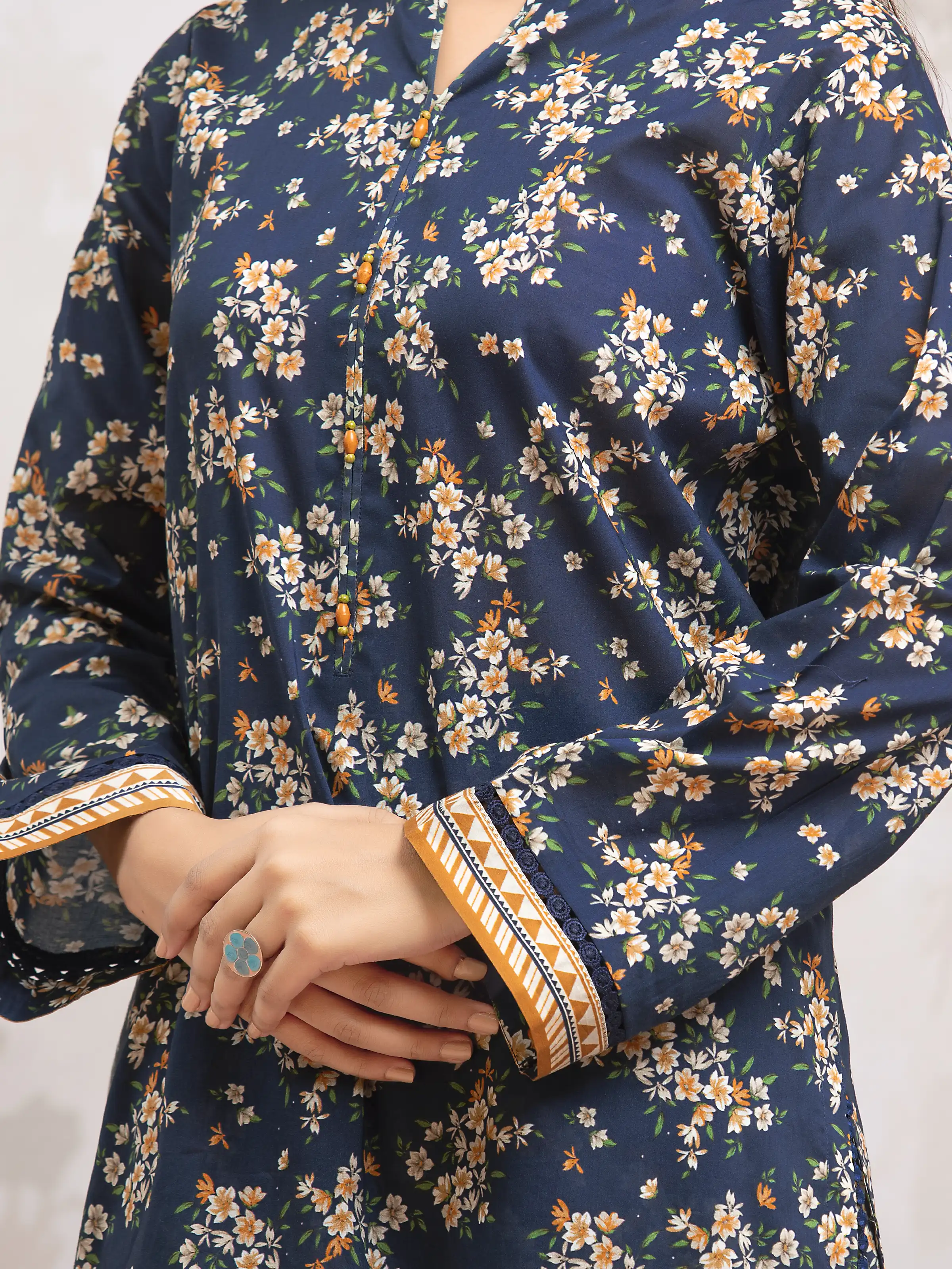 Printed Khaddar Suit - EWU24A3-29806-3P - Image 4
