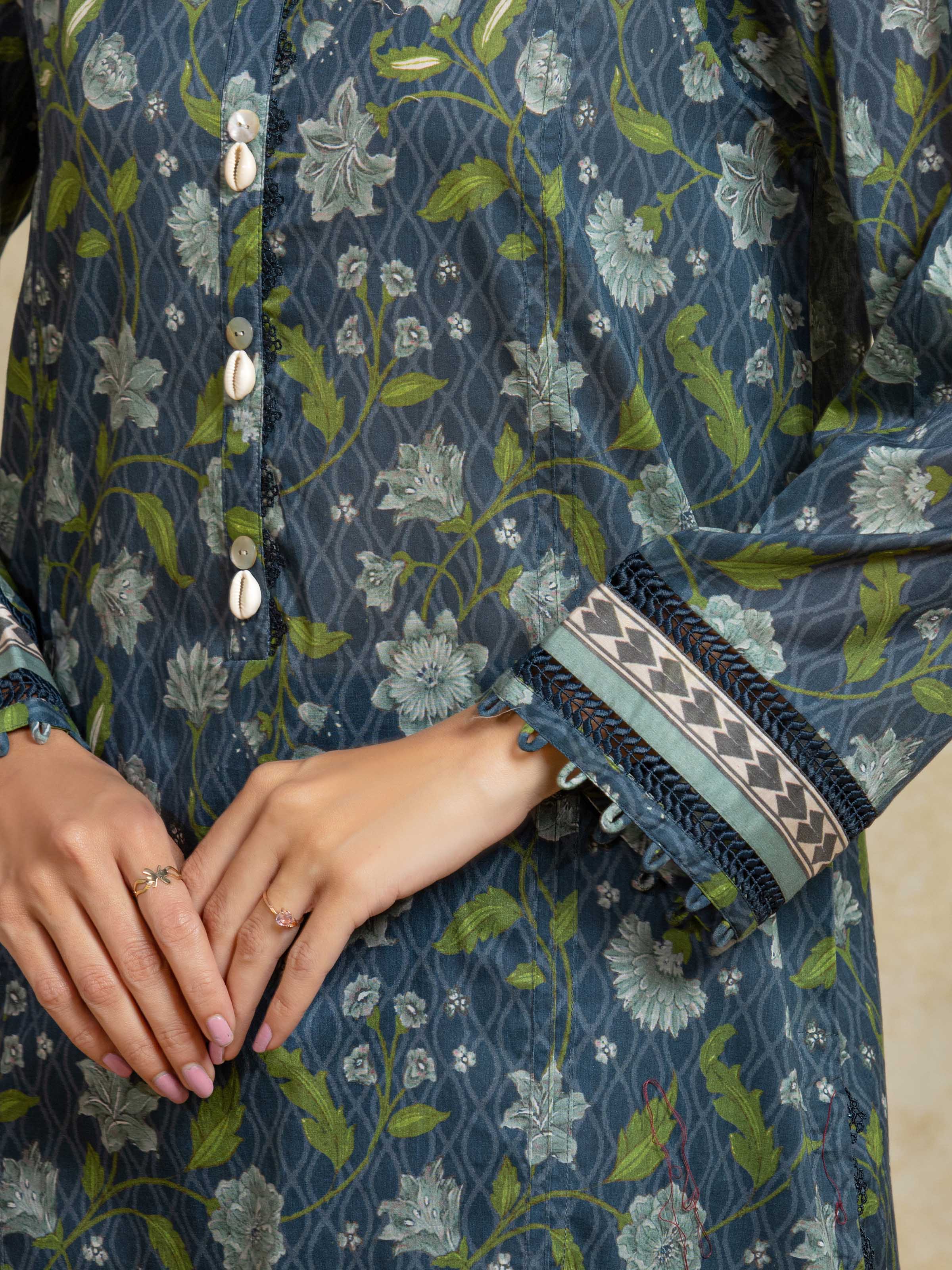 Printed Khaddar Suit - EWU5A3-35932-3P - Image 4