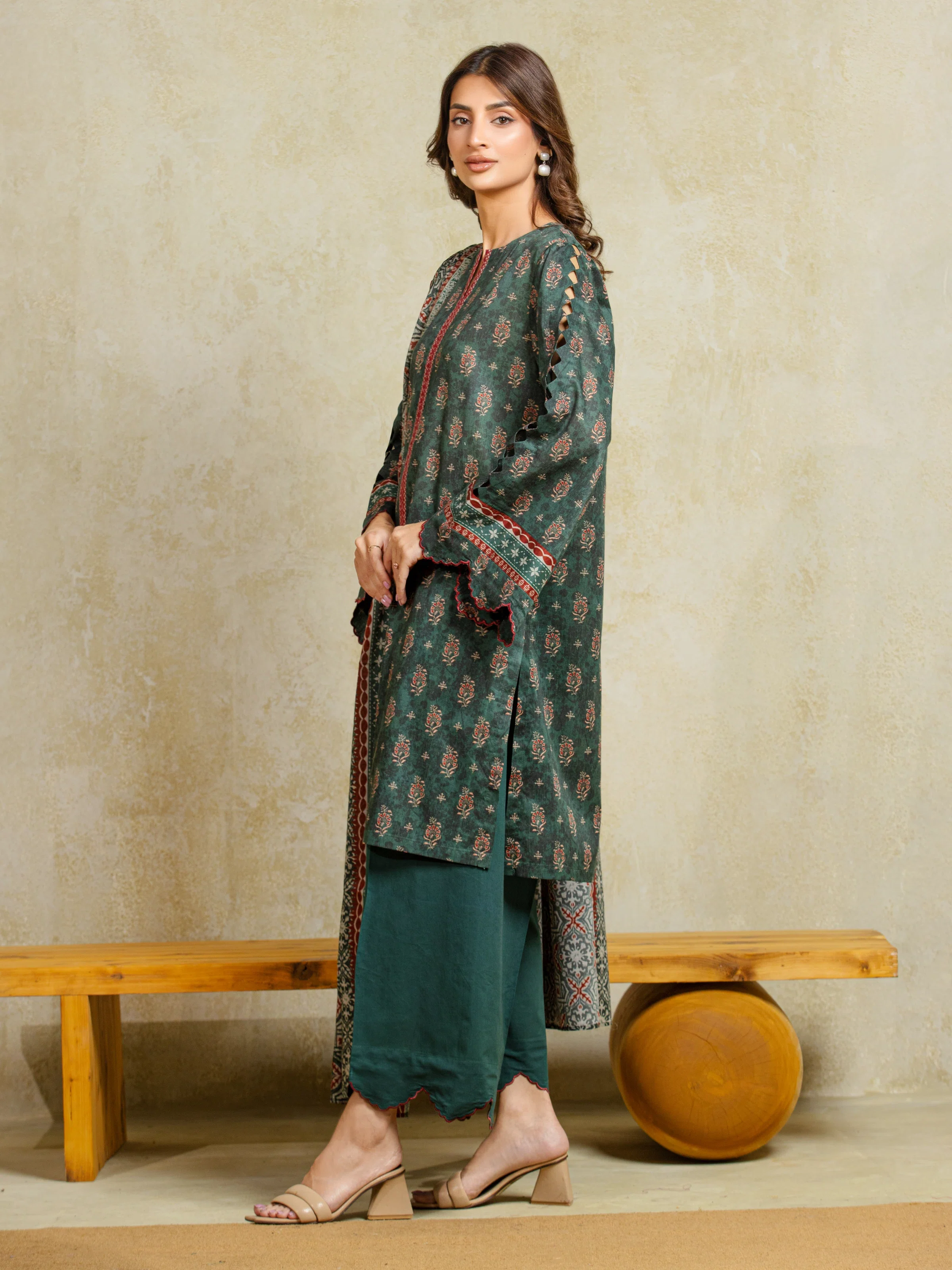 Printed Khaddar Suit - EWU5A3-35937-3P - Image 5