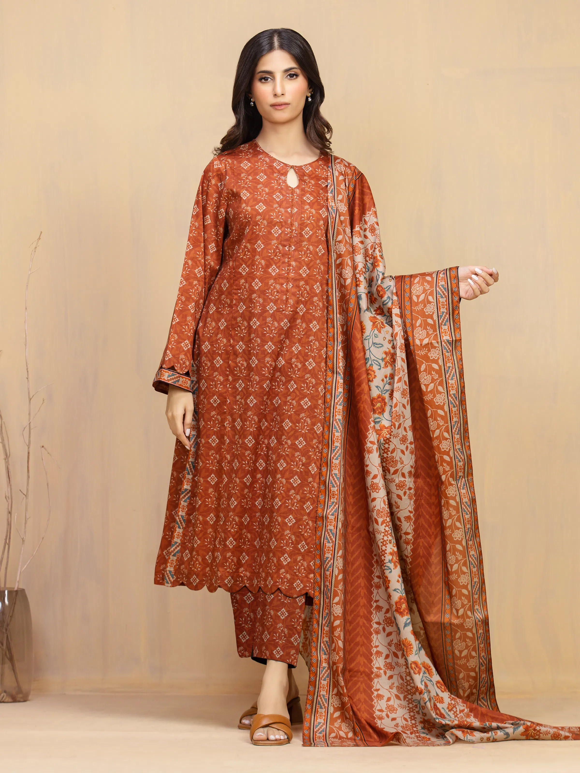 Printed Khaddar Suit - EWU5A3-36128-3P