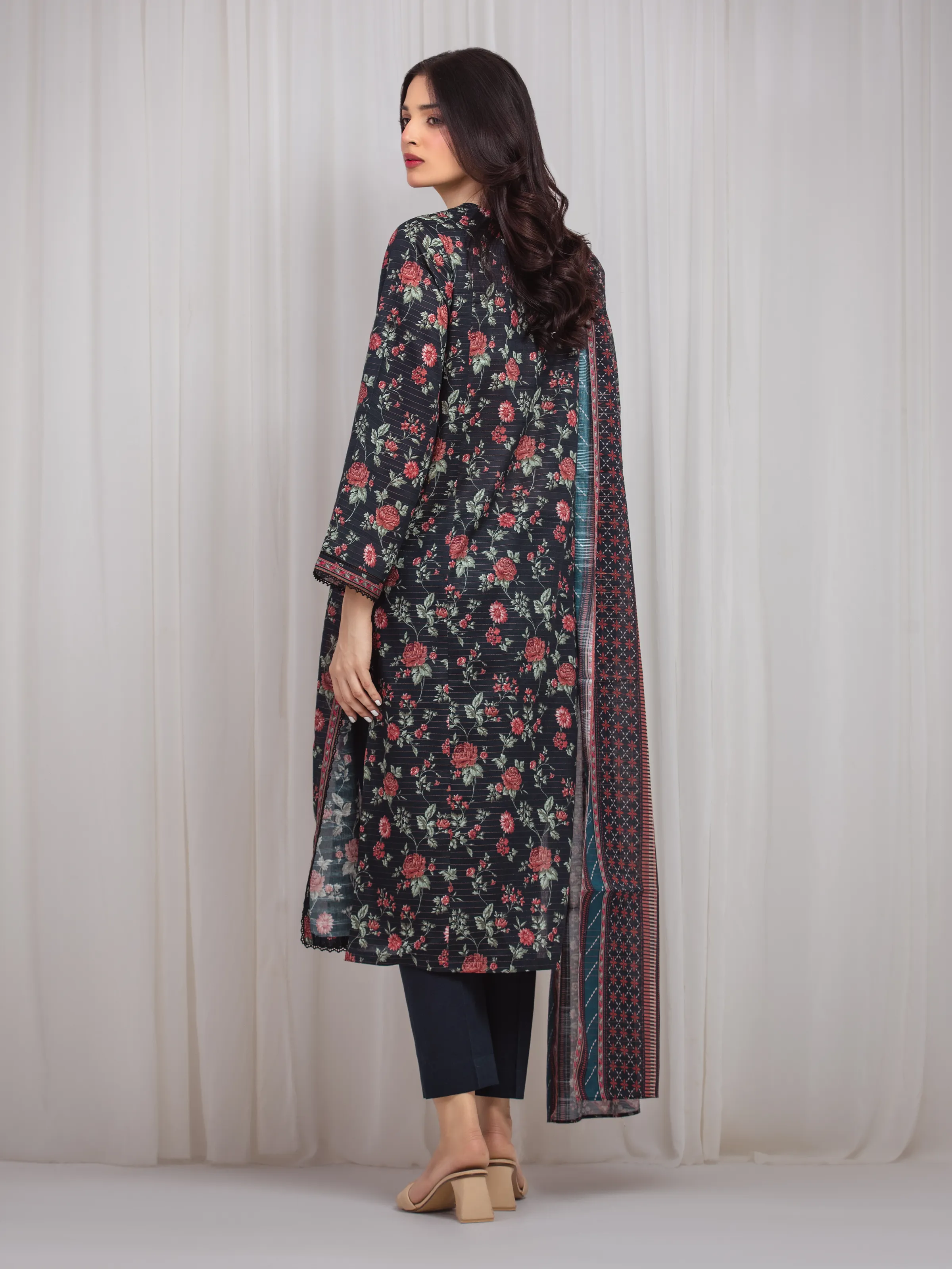 Printed Zari Lawn Suit - EWU6M6-011-3P - Image 6