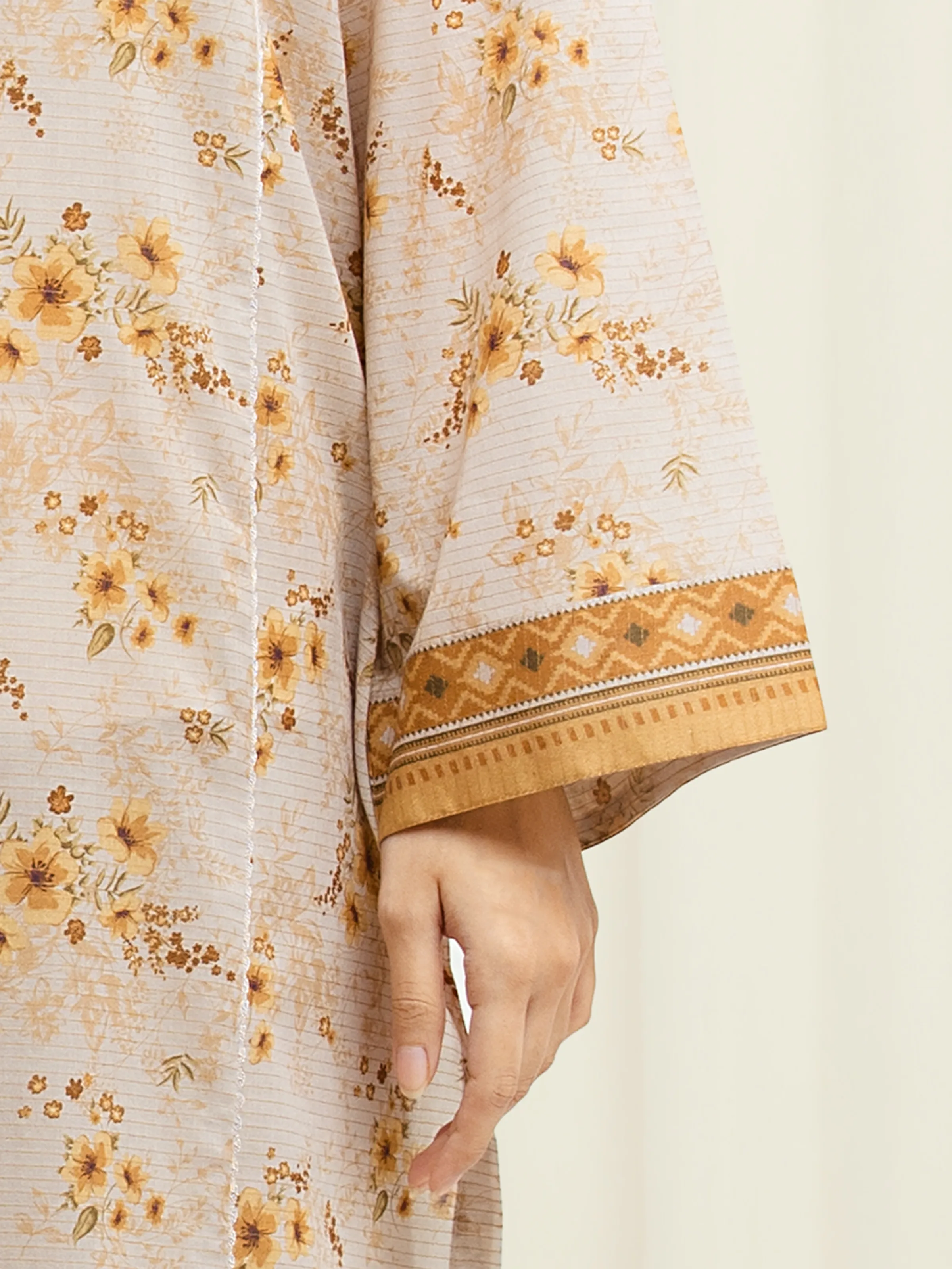 Printed Zari Lawn Suit - EWU6M6-046-3P - Image 3