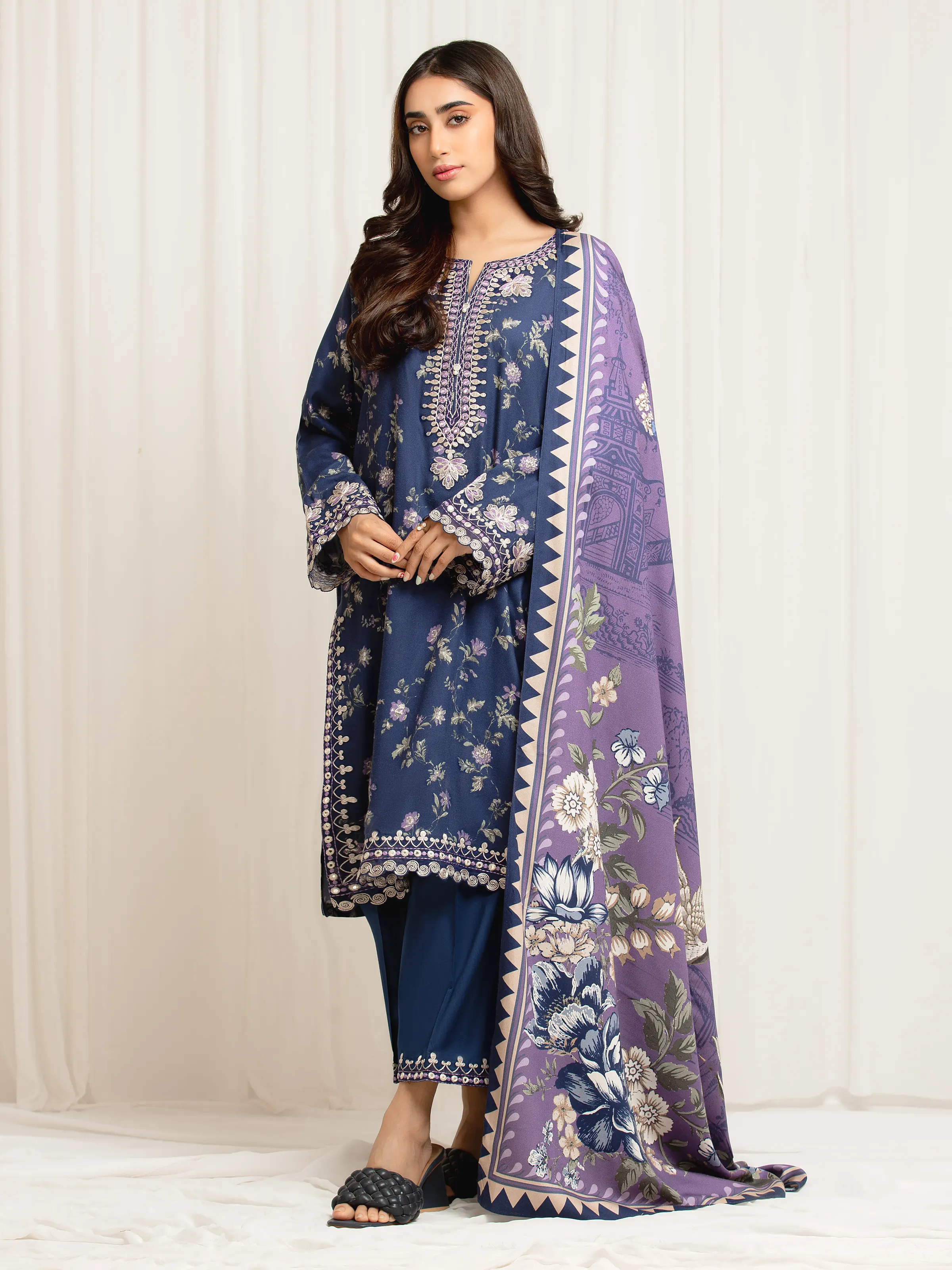 Embroidered Twill Viscose Suit - EWU5V20-32083-3P
