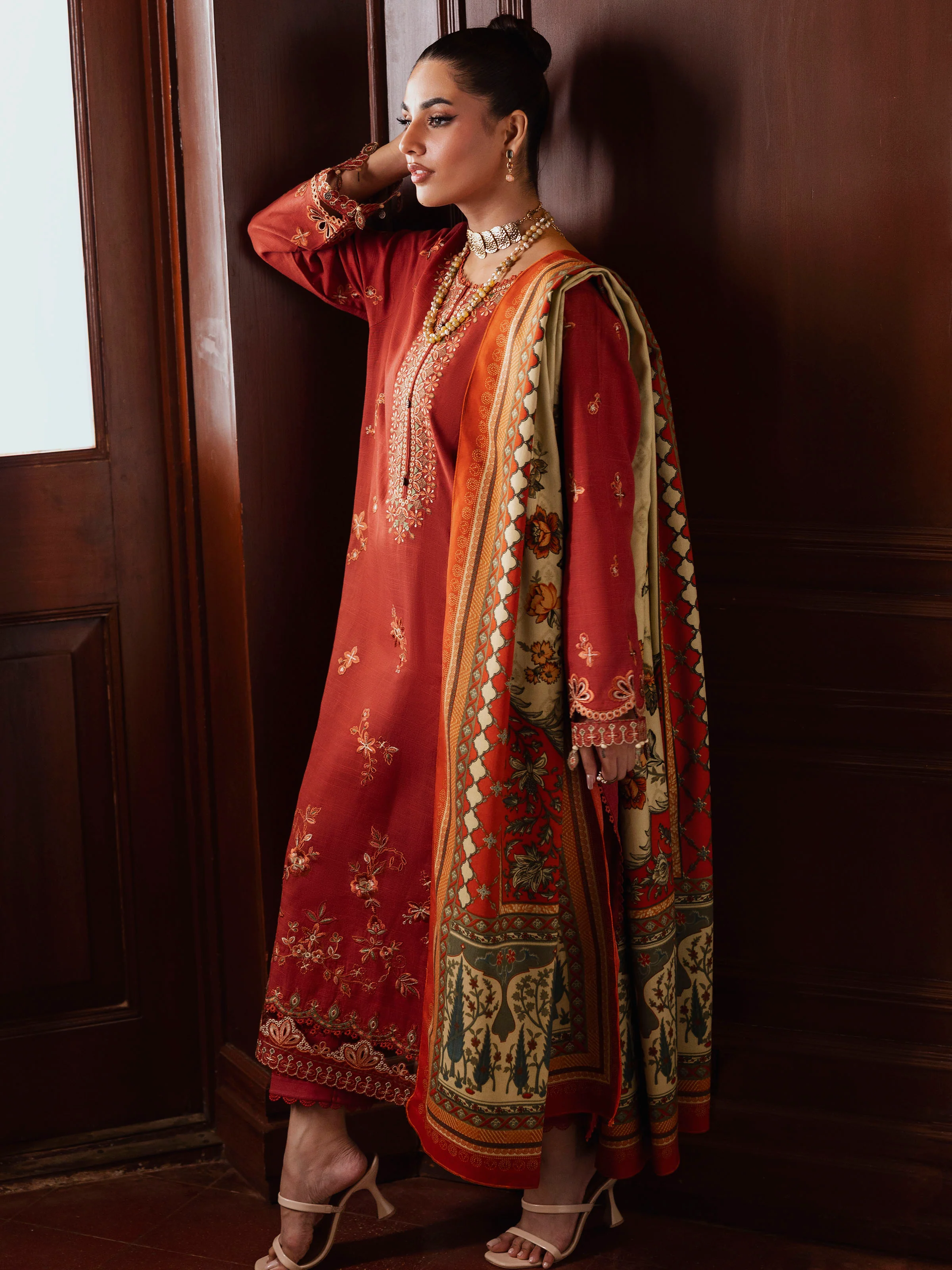 Embroidered Khaddar Suit - EWU5V11-32008-3P - Image 5