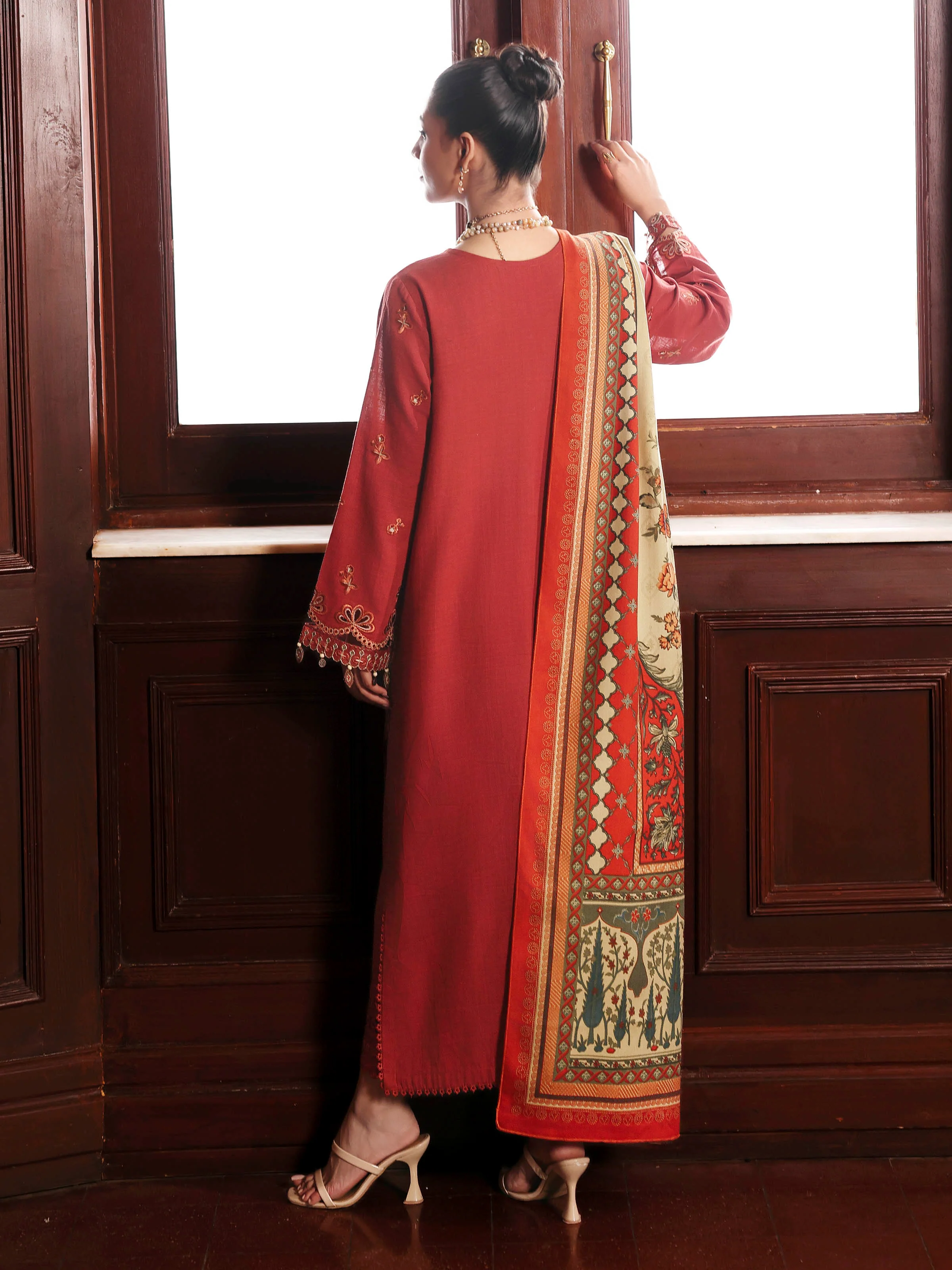 Embroidered Khaddar Suit - EWU5V11-32008-3P - Image 6