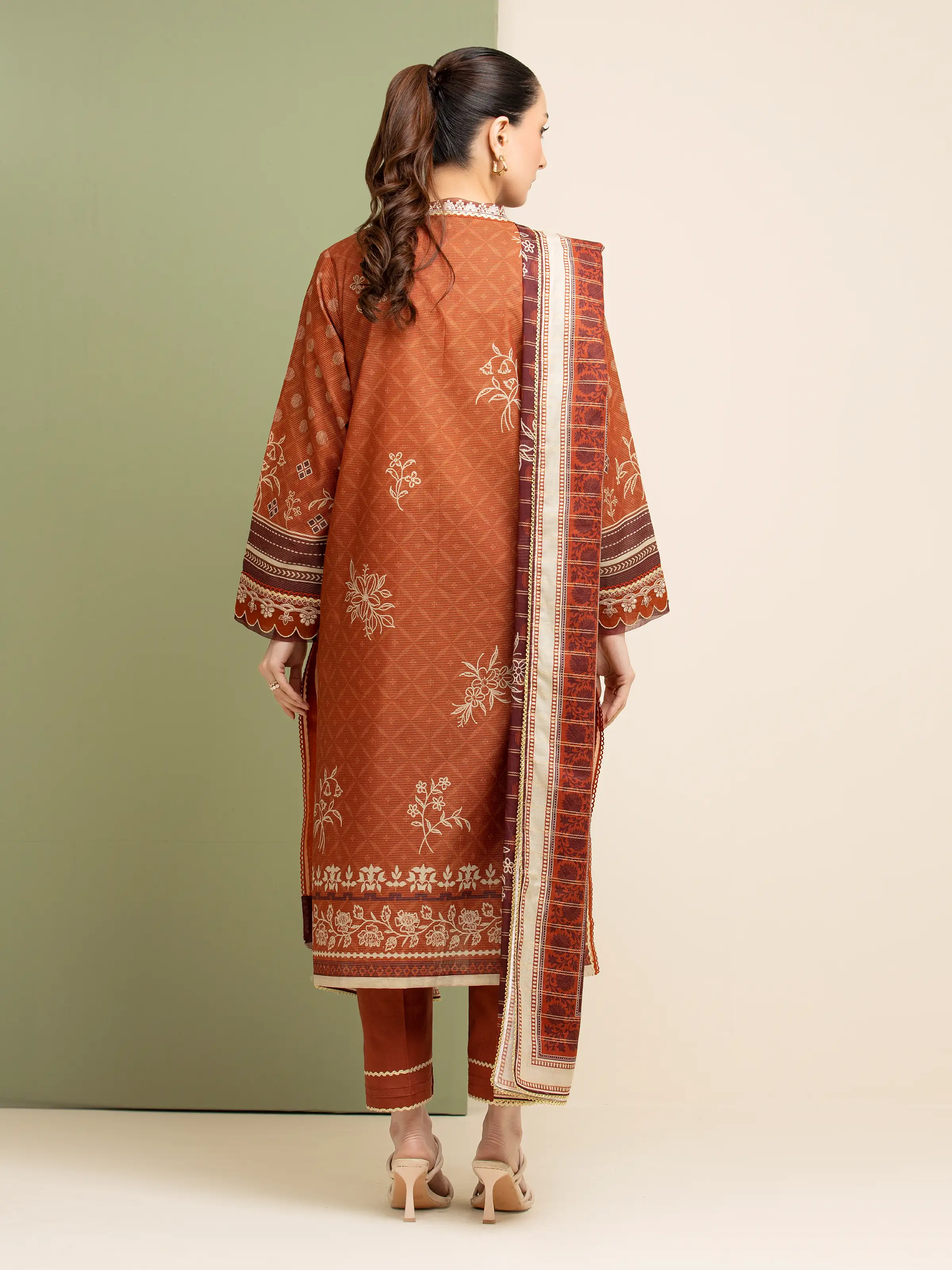 Embroidered Zari Lawn Suit - EWU5V1-31201-3P - Image 2