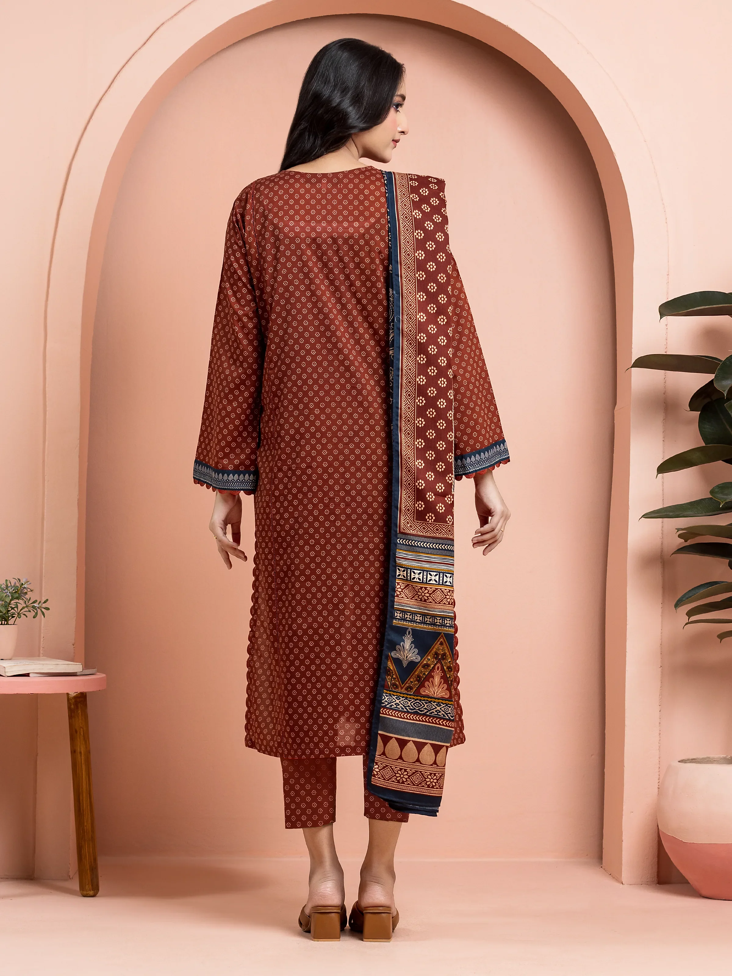 Printed Khaddar Suit - EWU24M3-091 - Image 2
